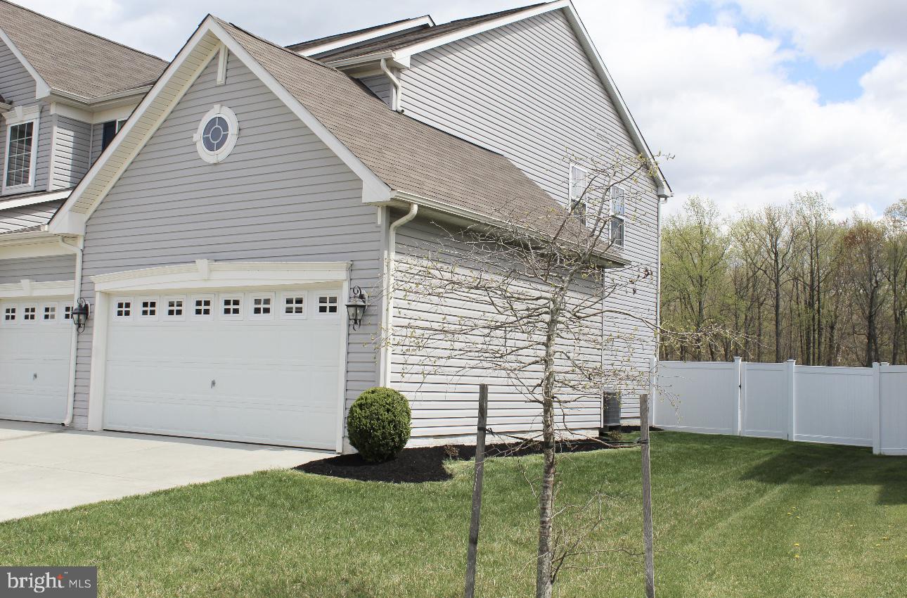 1307 N SEWARDS COURT
