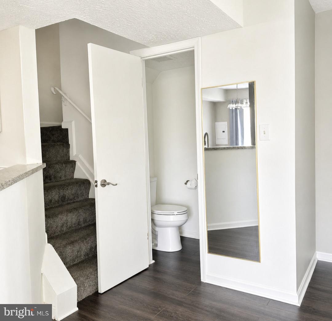 46349 COLUMBUS DRIVE 306