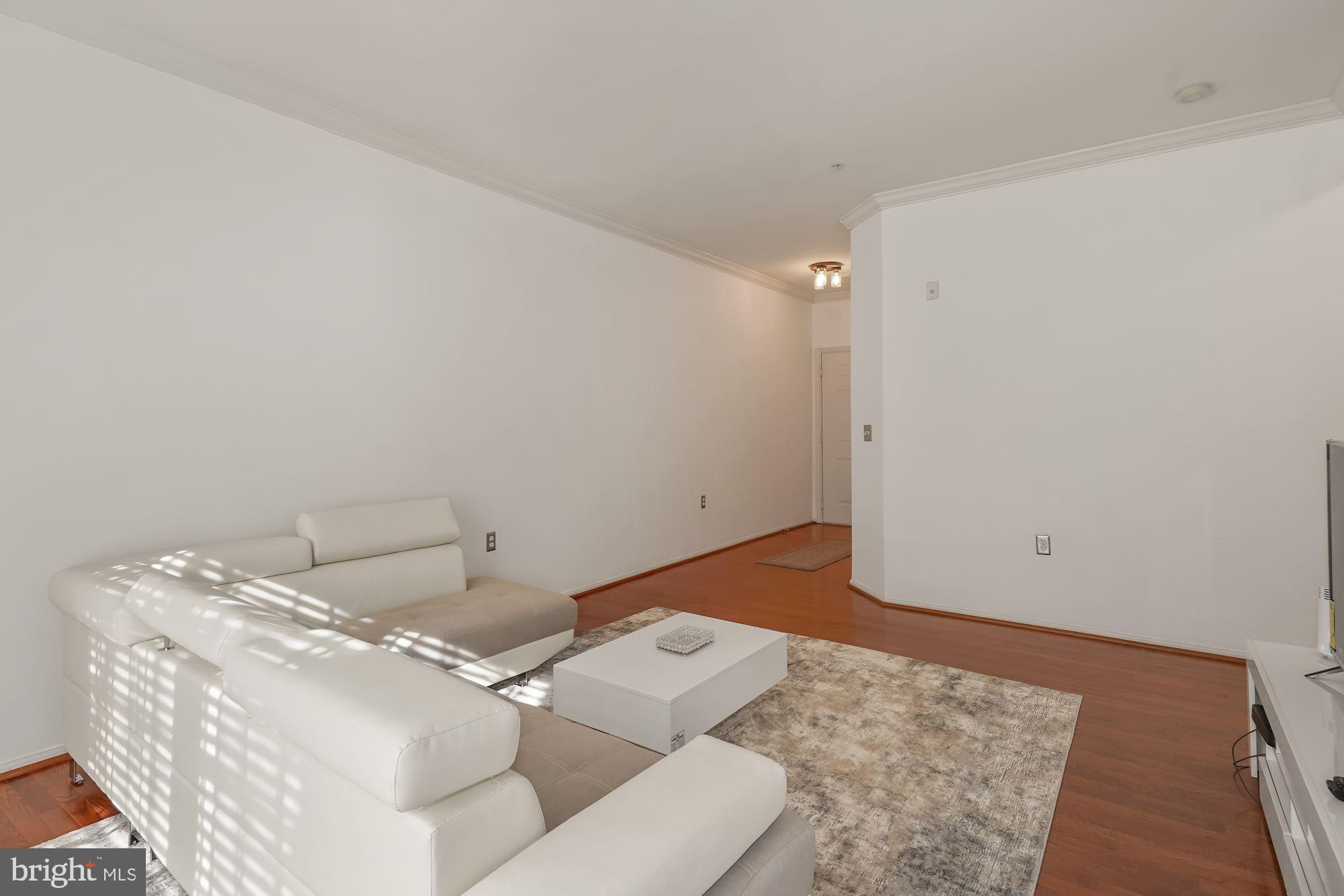 HIGH POINTE AT JEFFERSON - Residential Lease