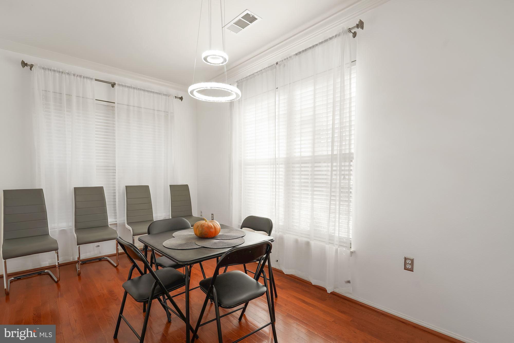 HIGH POINTE AT JEFFERSON - Residential Lease