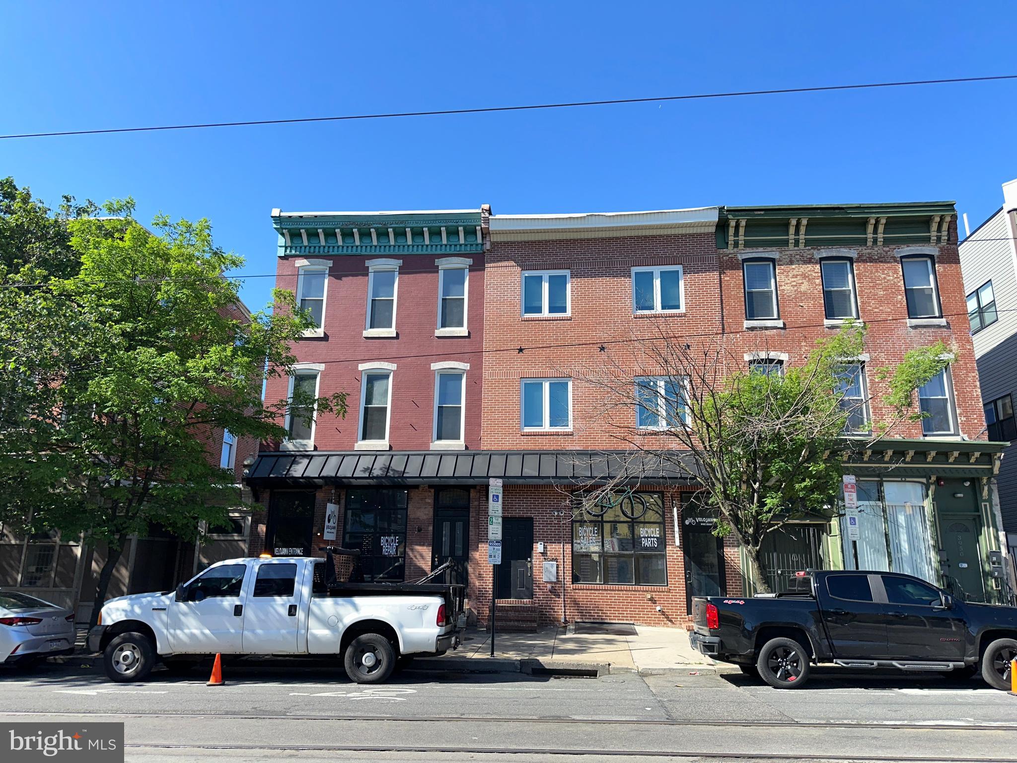 3948 LANCASTER AVENUE