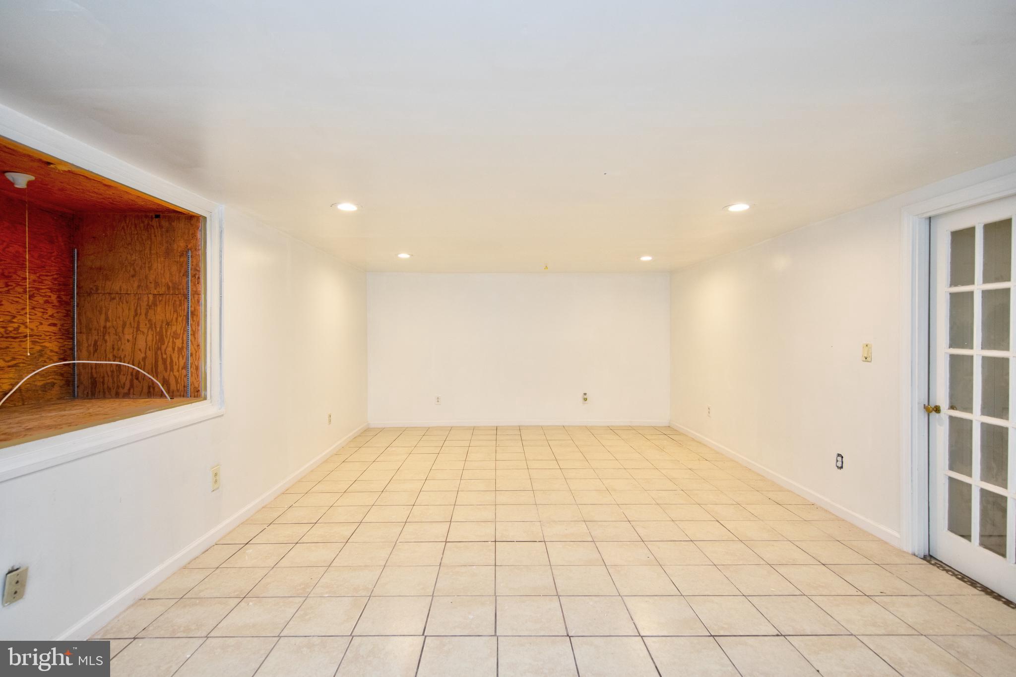 LOCH RAVEN - Residential