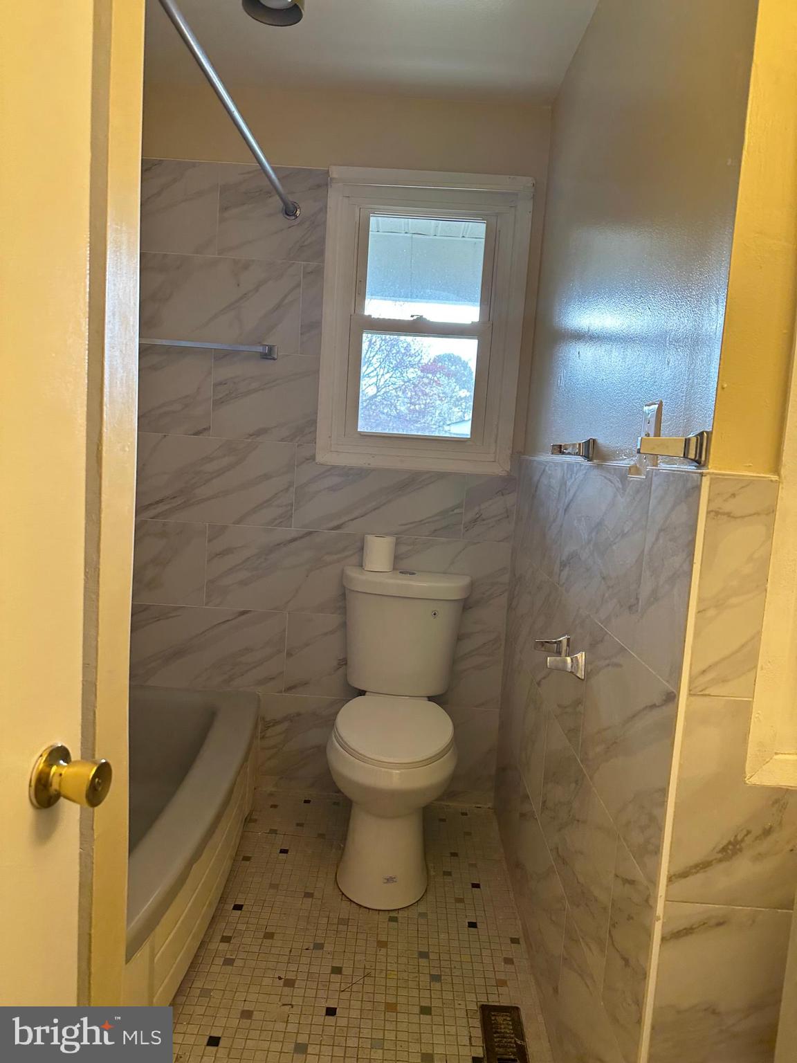 MARYLAND CITY - Residential Lease