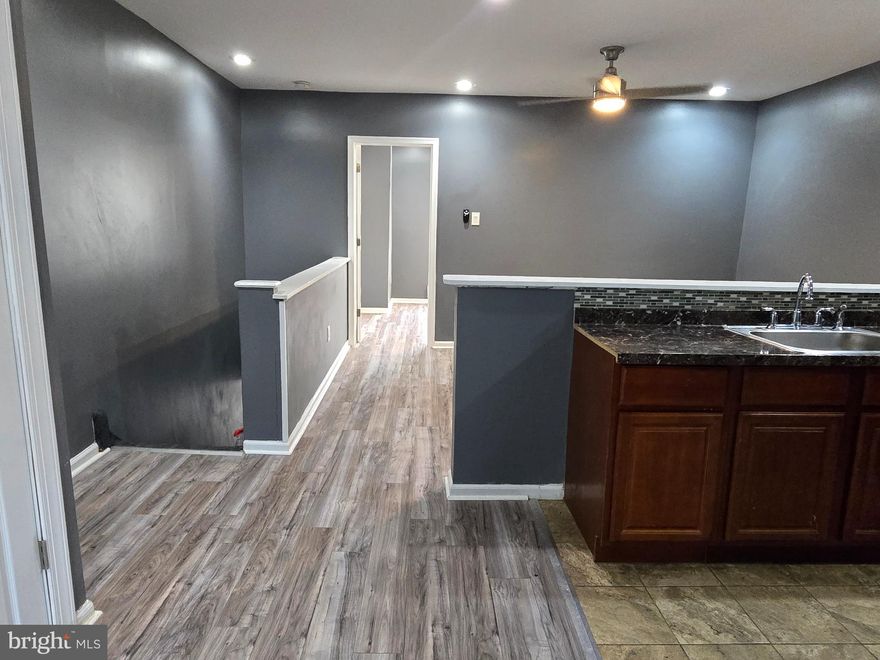 This 2nd floor 1 bedroom unit is LEASE-UP READY. Upgrades include new kitchen, new bathroom and all new flooring.