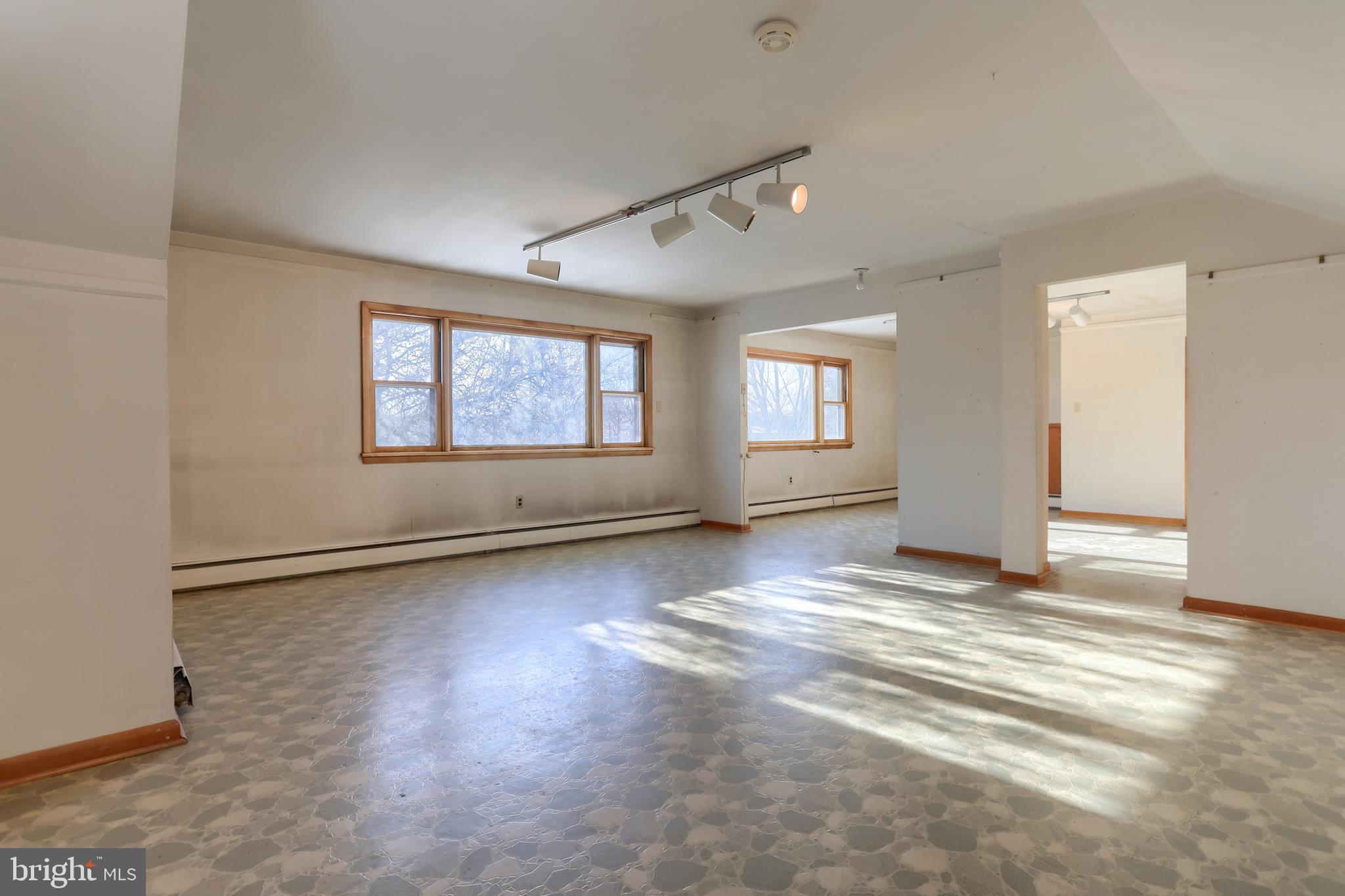 HERSHEY VILLAGE - Residential