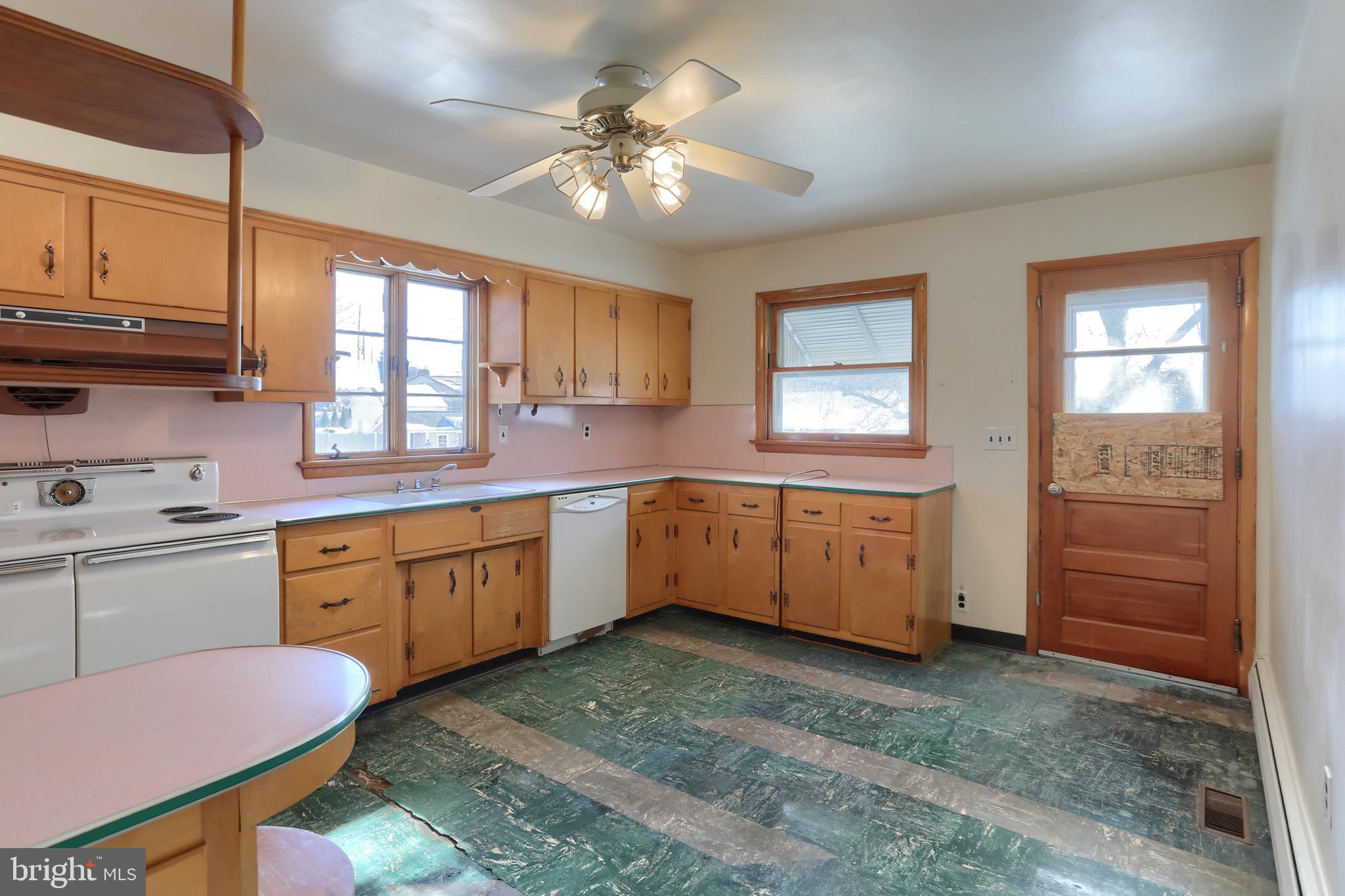 HERSHEY VILLAGE - Residential