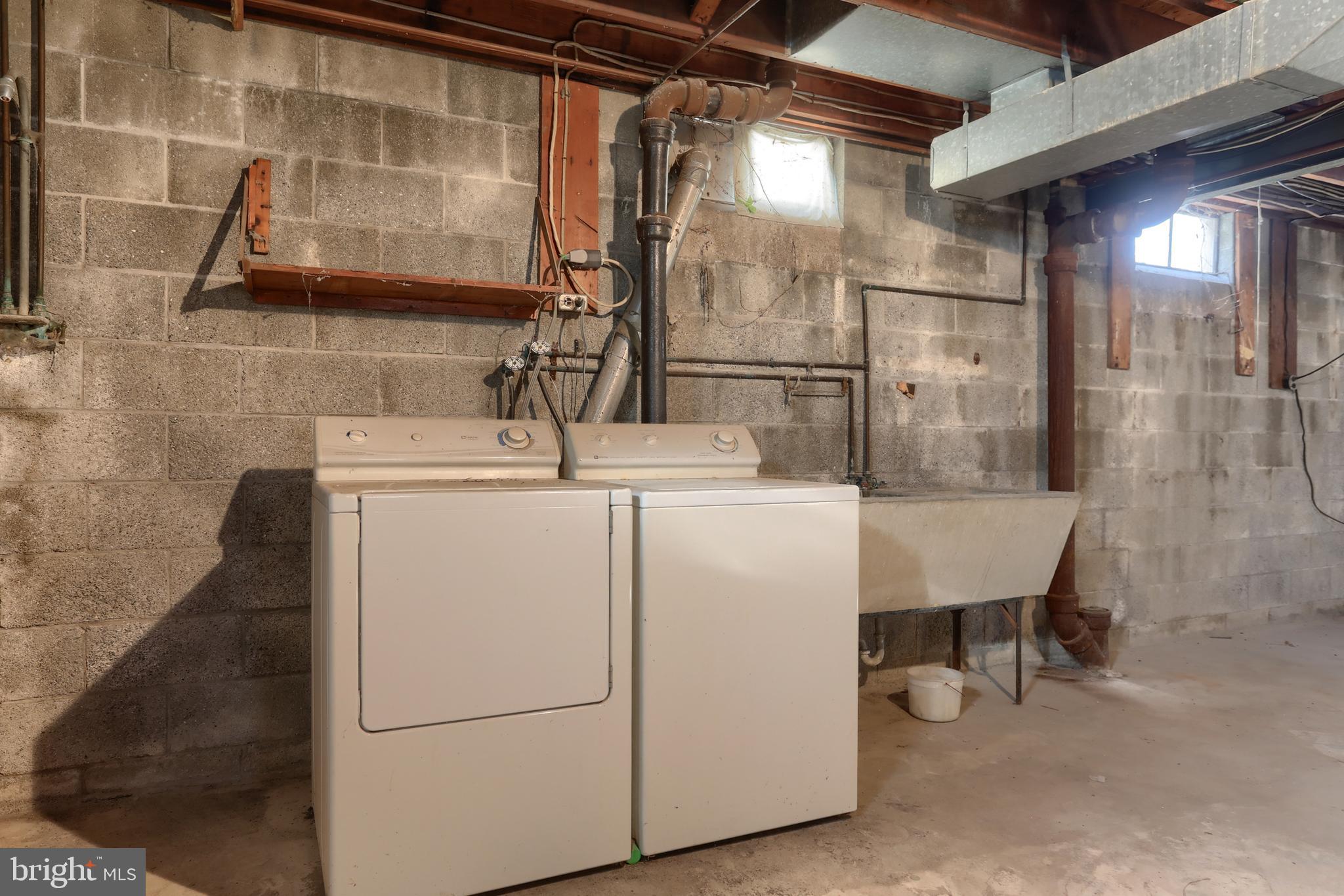 HERSHEY VILLAGE - Residential