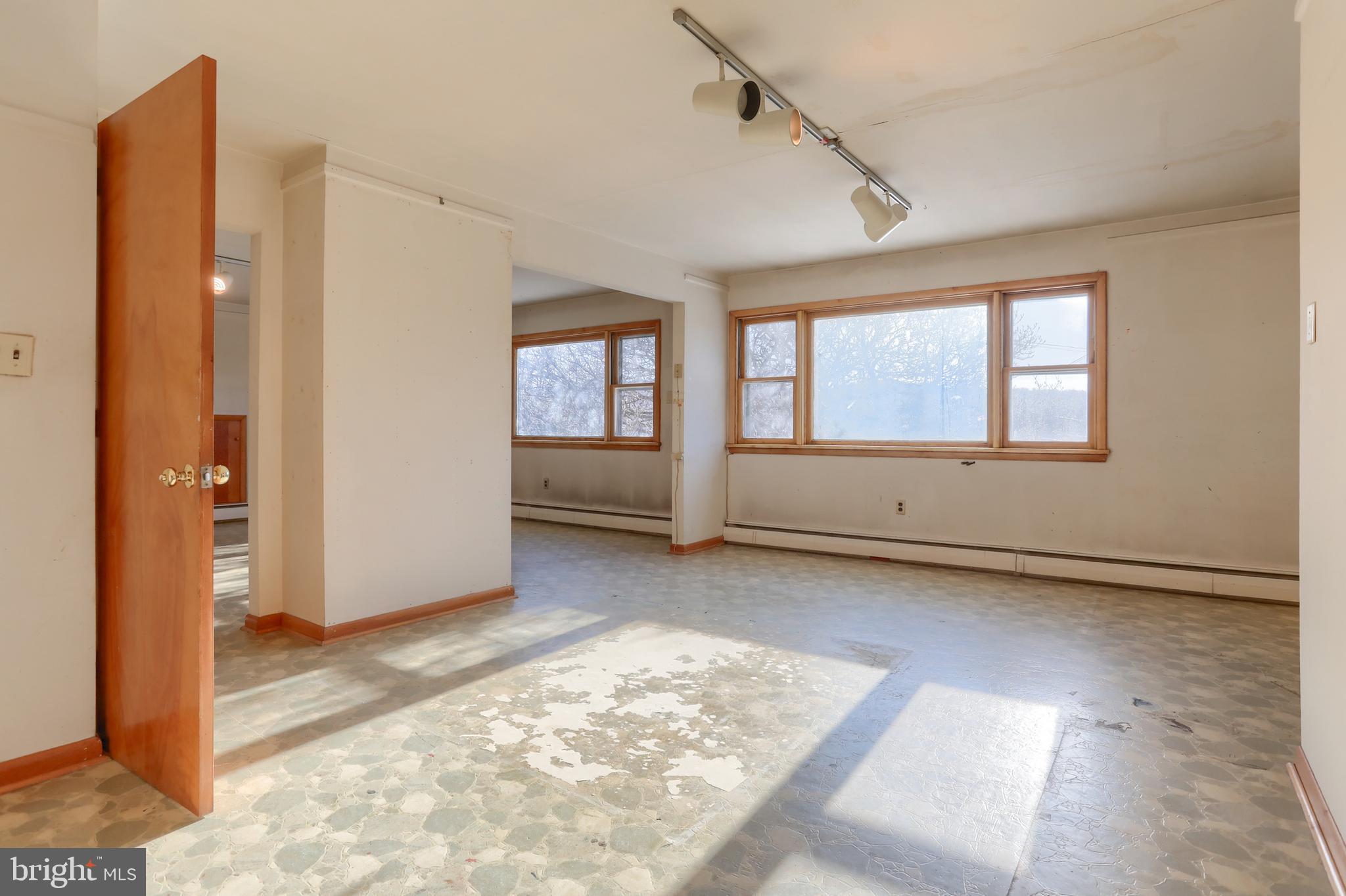 HERSHEY VILLAGE - Residential