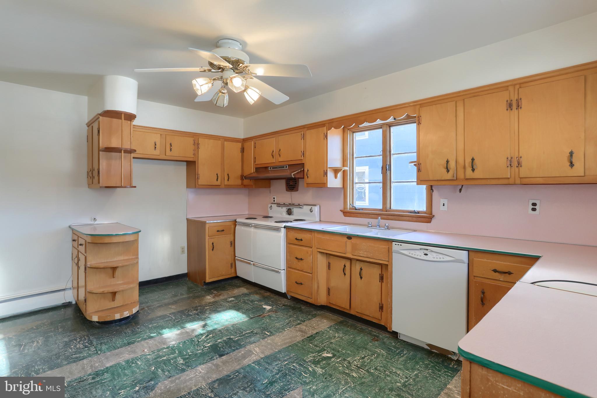 HERSHEY VILLAGE - Residential