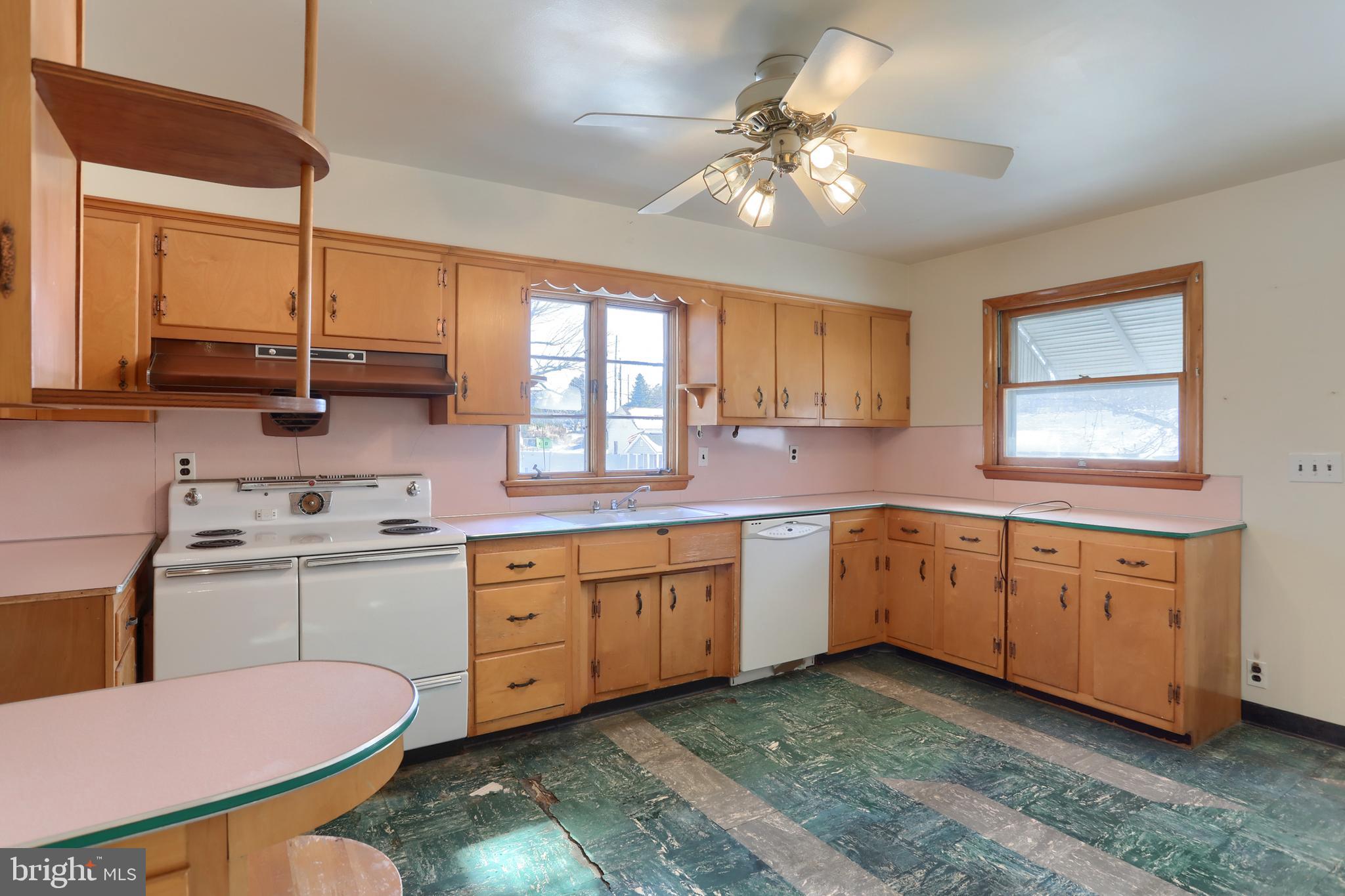 HERSHEY VILLAGE - Residential