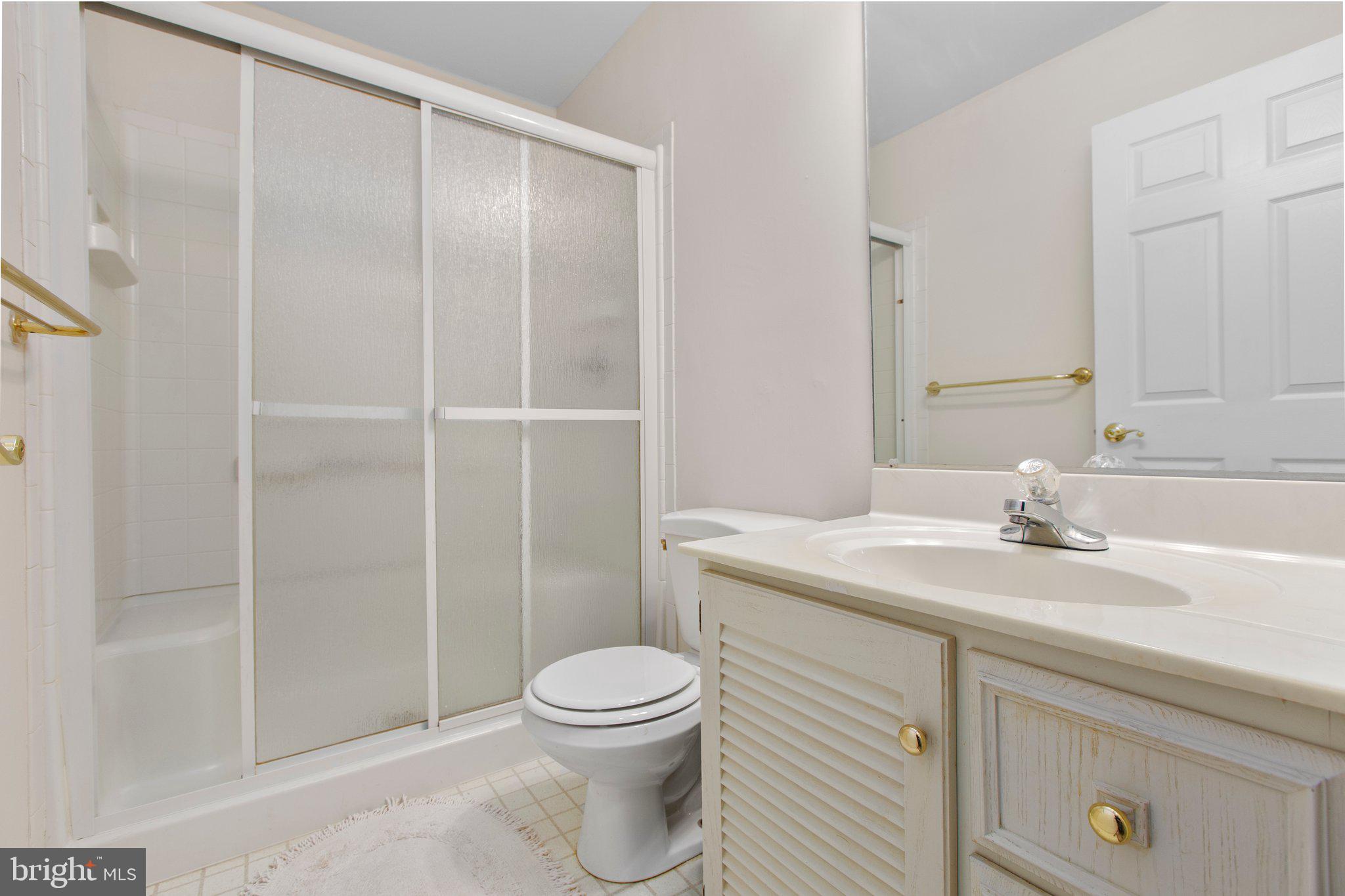 BREEZEWOOD - Residential