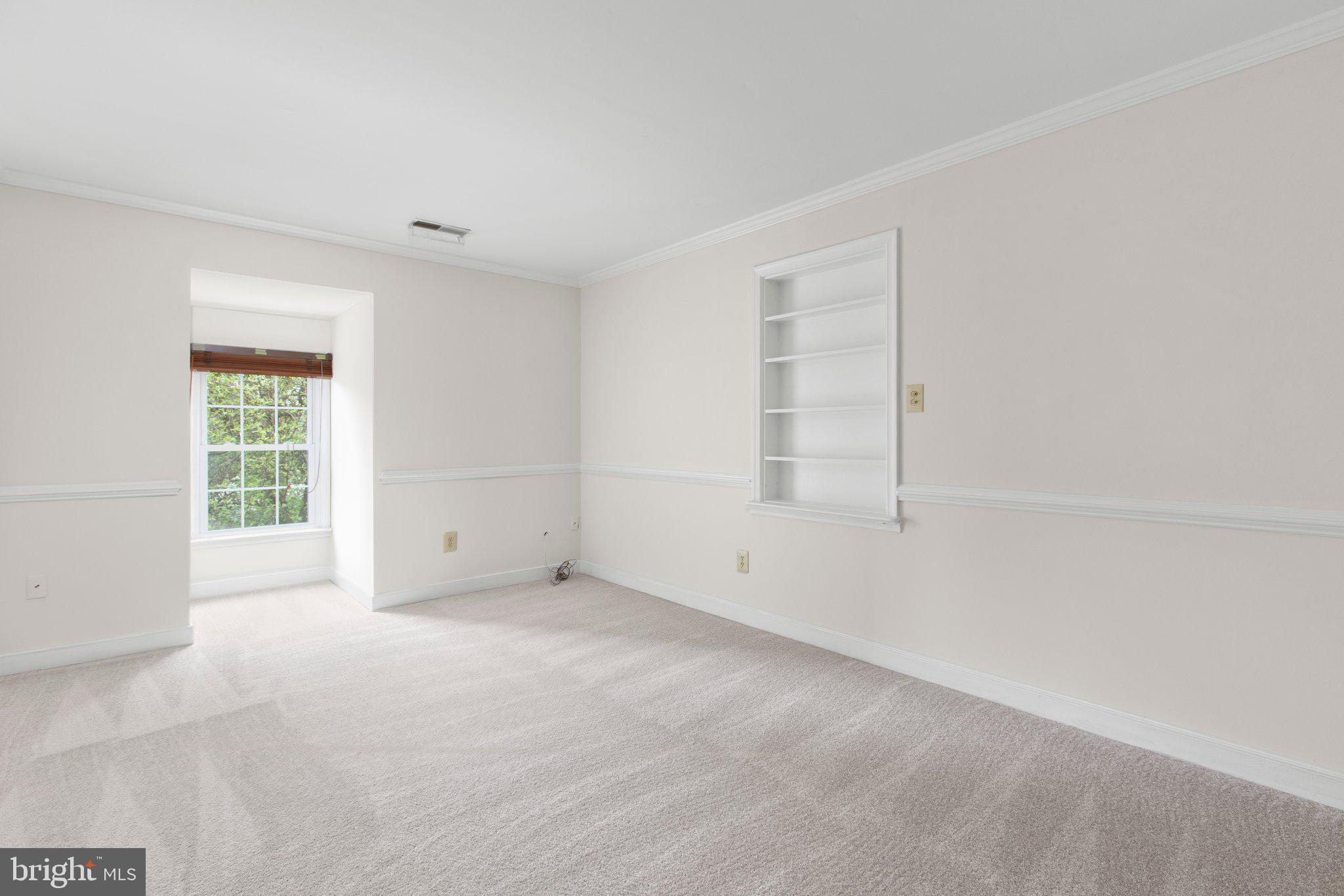 BREEZEWOOD - Residential