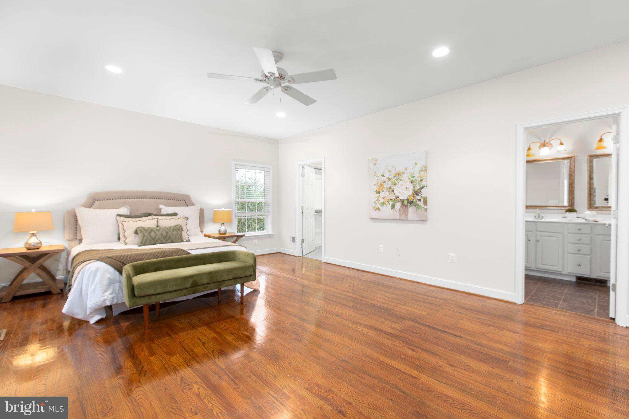 BREEZEWOOD - Residential