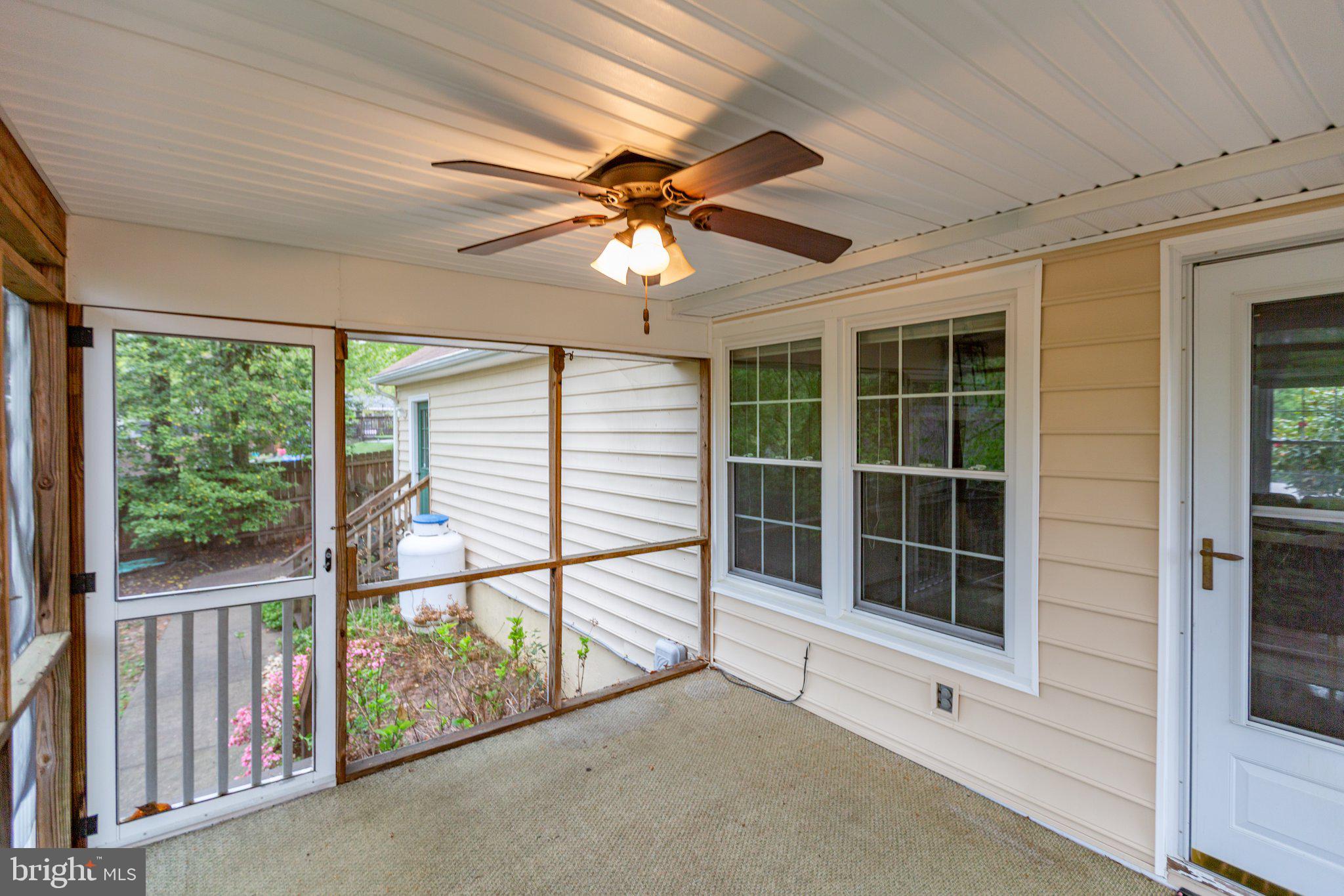 BREEZEWOOD - Residential