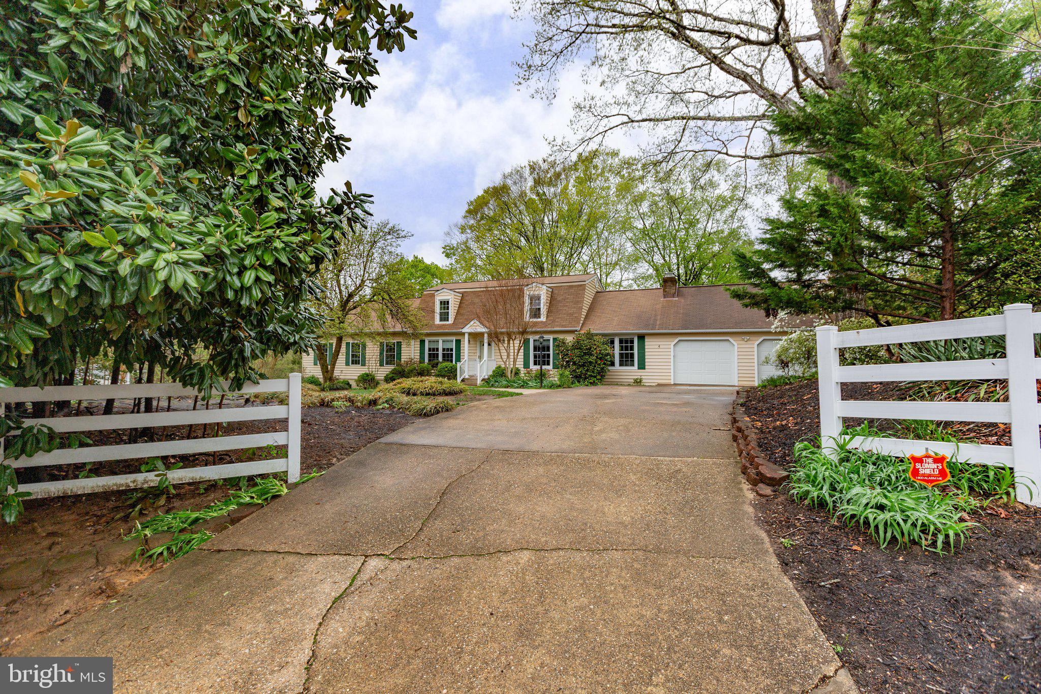 BREEZEWOOD - Residential