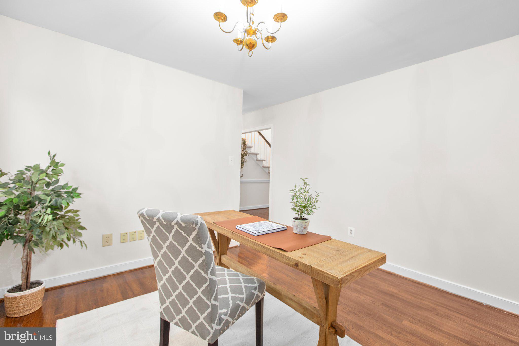 BREEZEWOOD - Residential