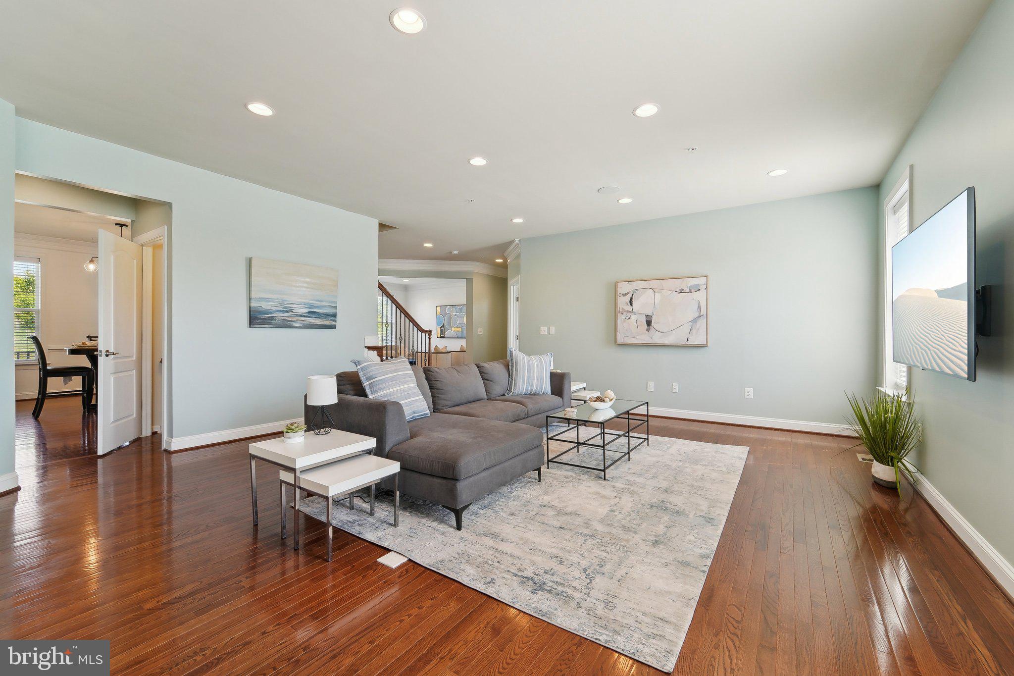 SHIPLEY MEADOWS - Residential