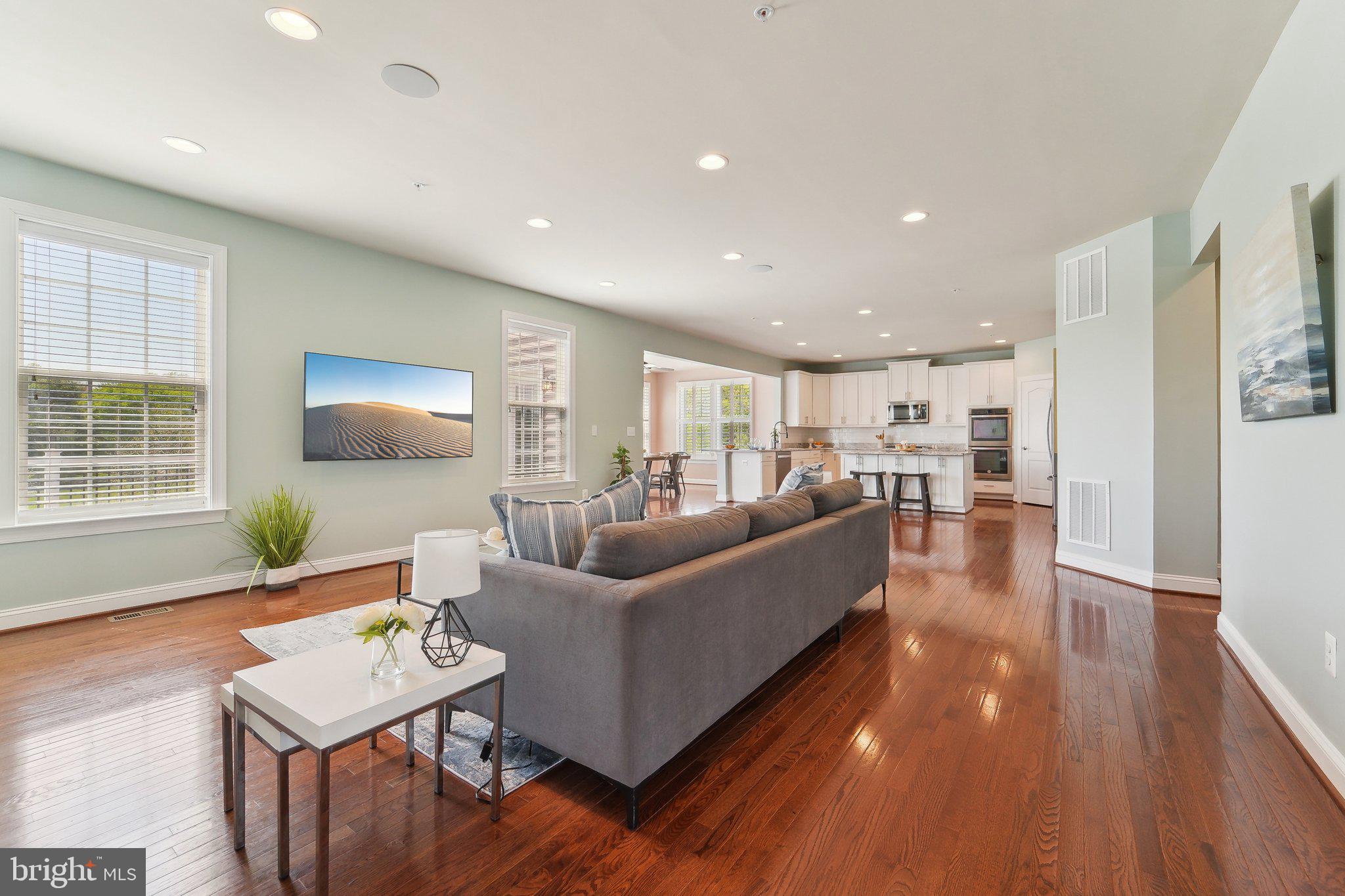 SHIPLEY MEADOWS - Residential