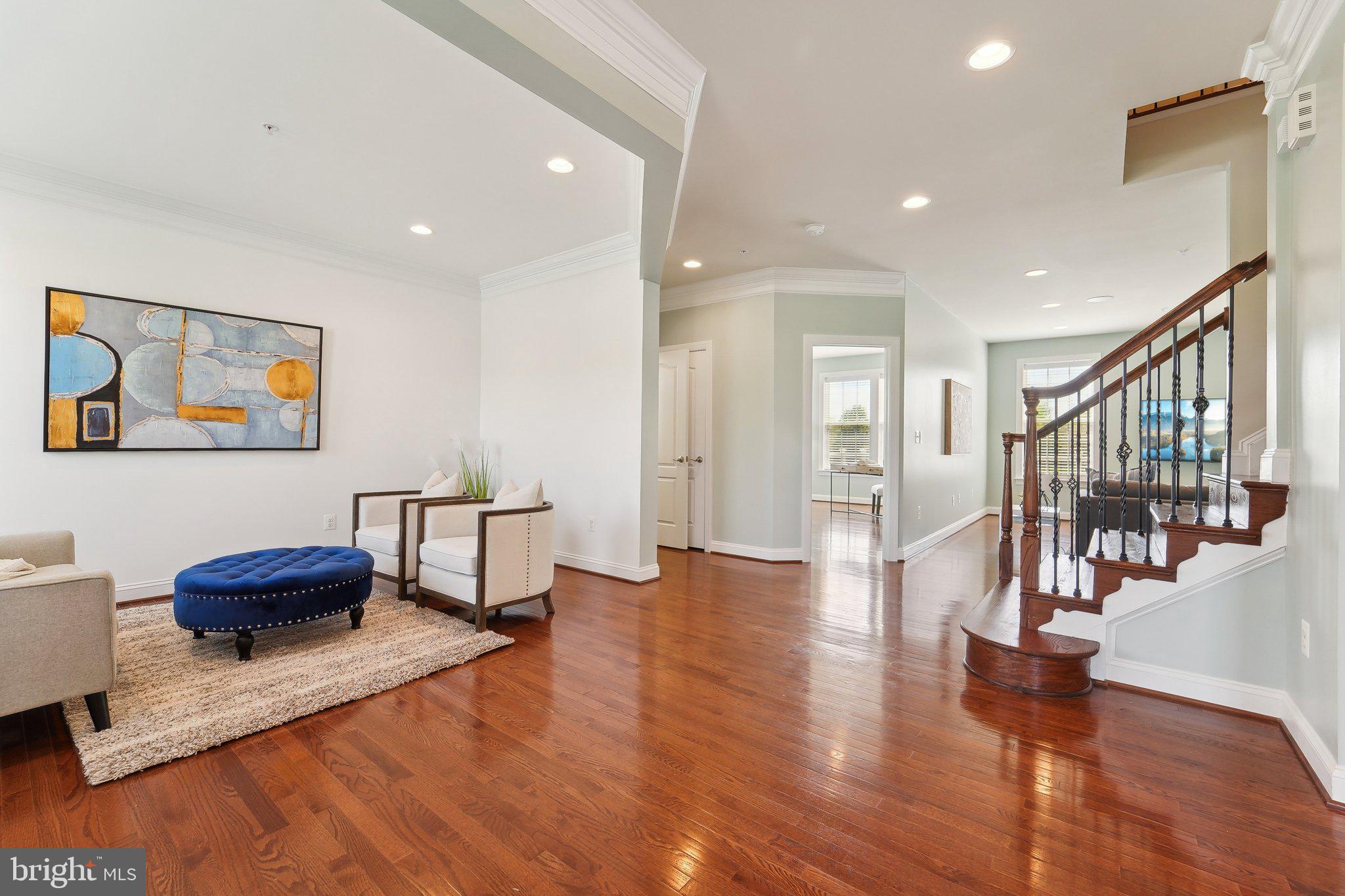 2110 GABLE DRIVE