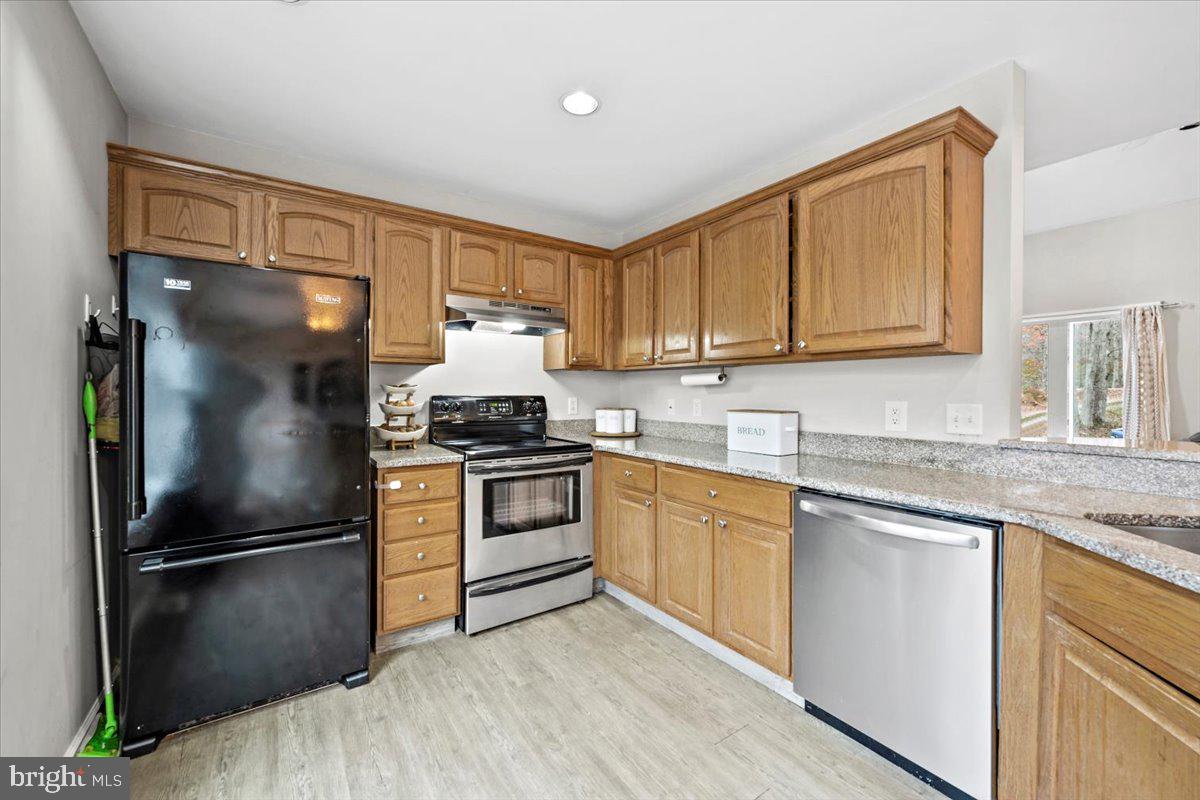 BEAR CREEK LAKE - Residential