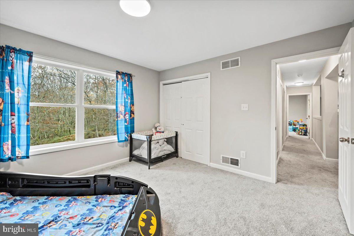 BEAR CREEK LAKE - Residential