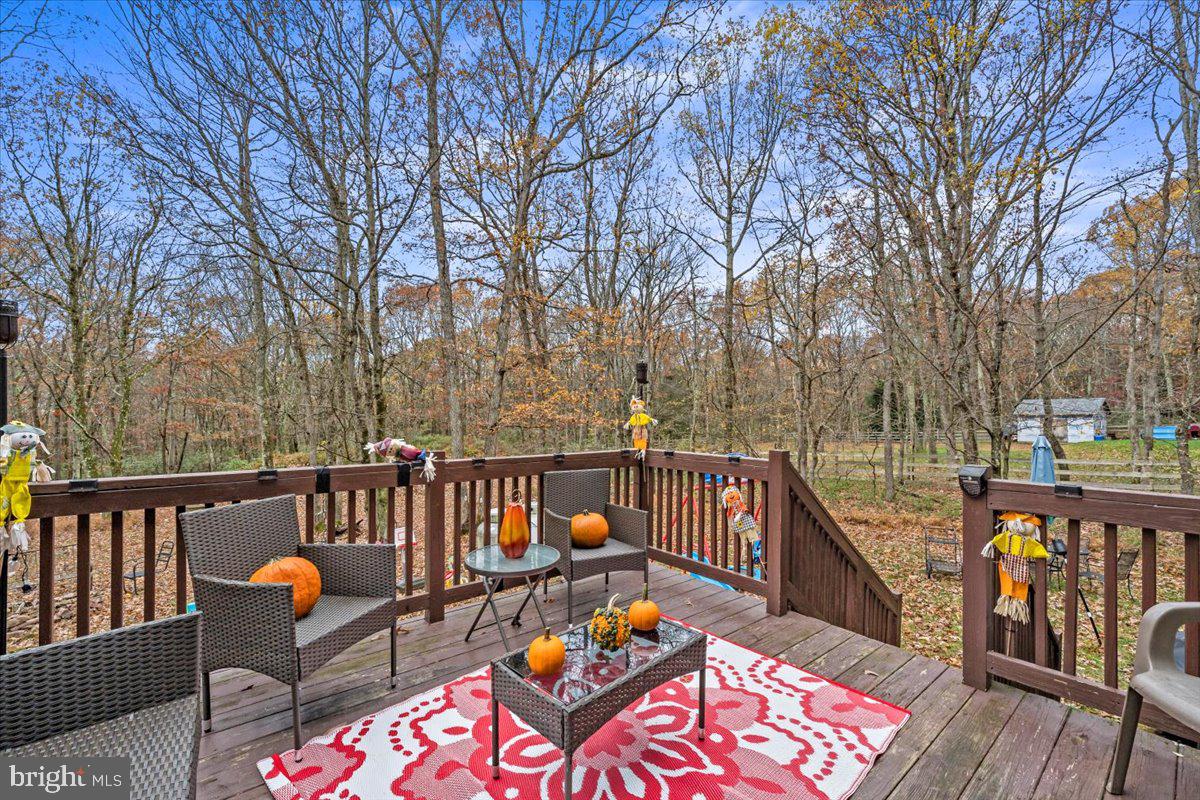 BEAR CREEK LAKE - Residential