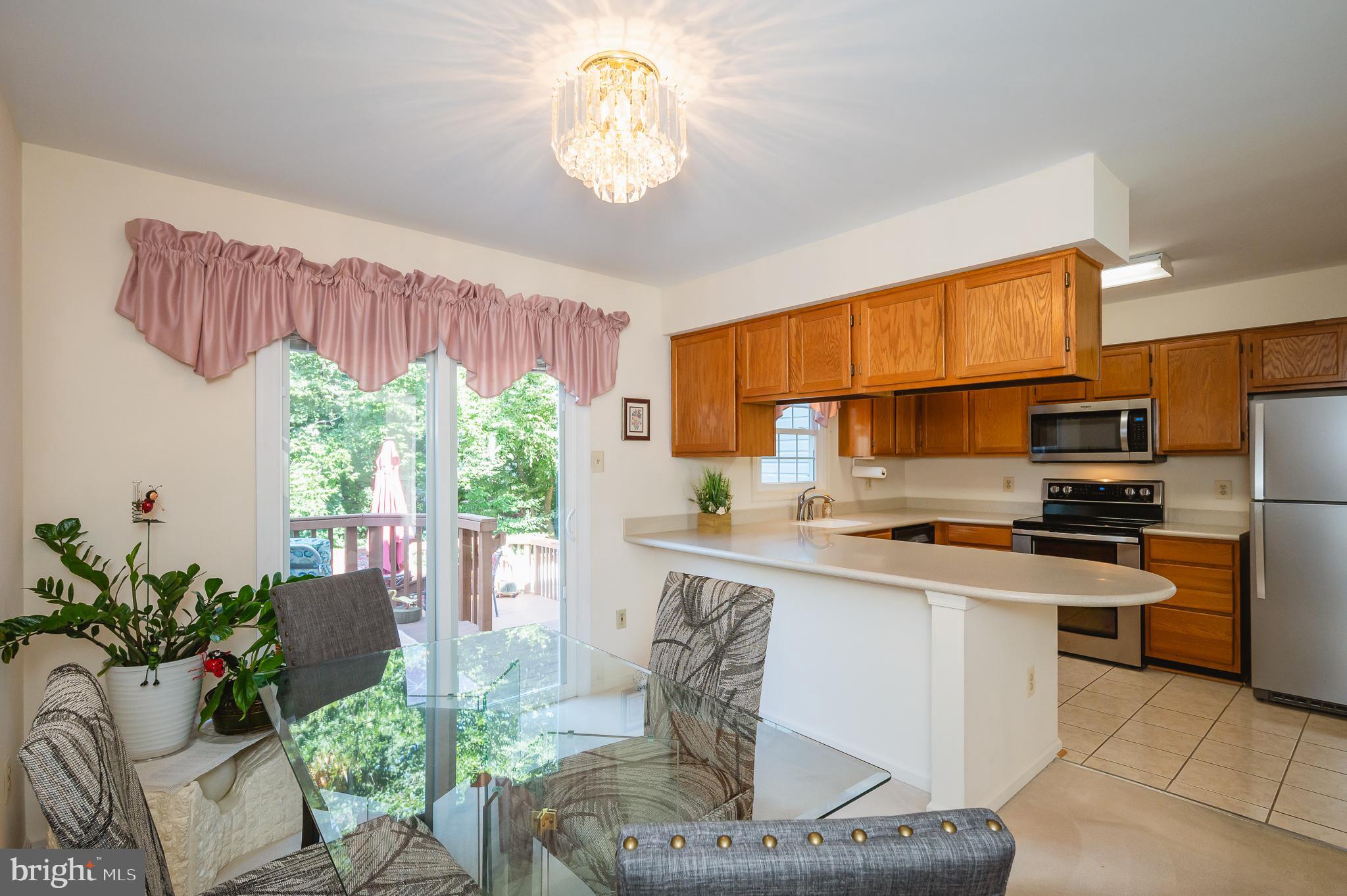 WHITE OAK - Residential