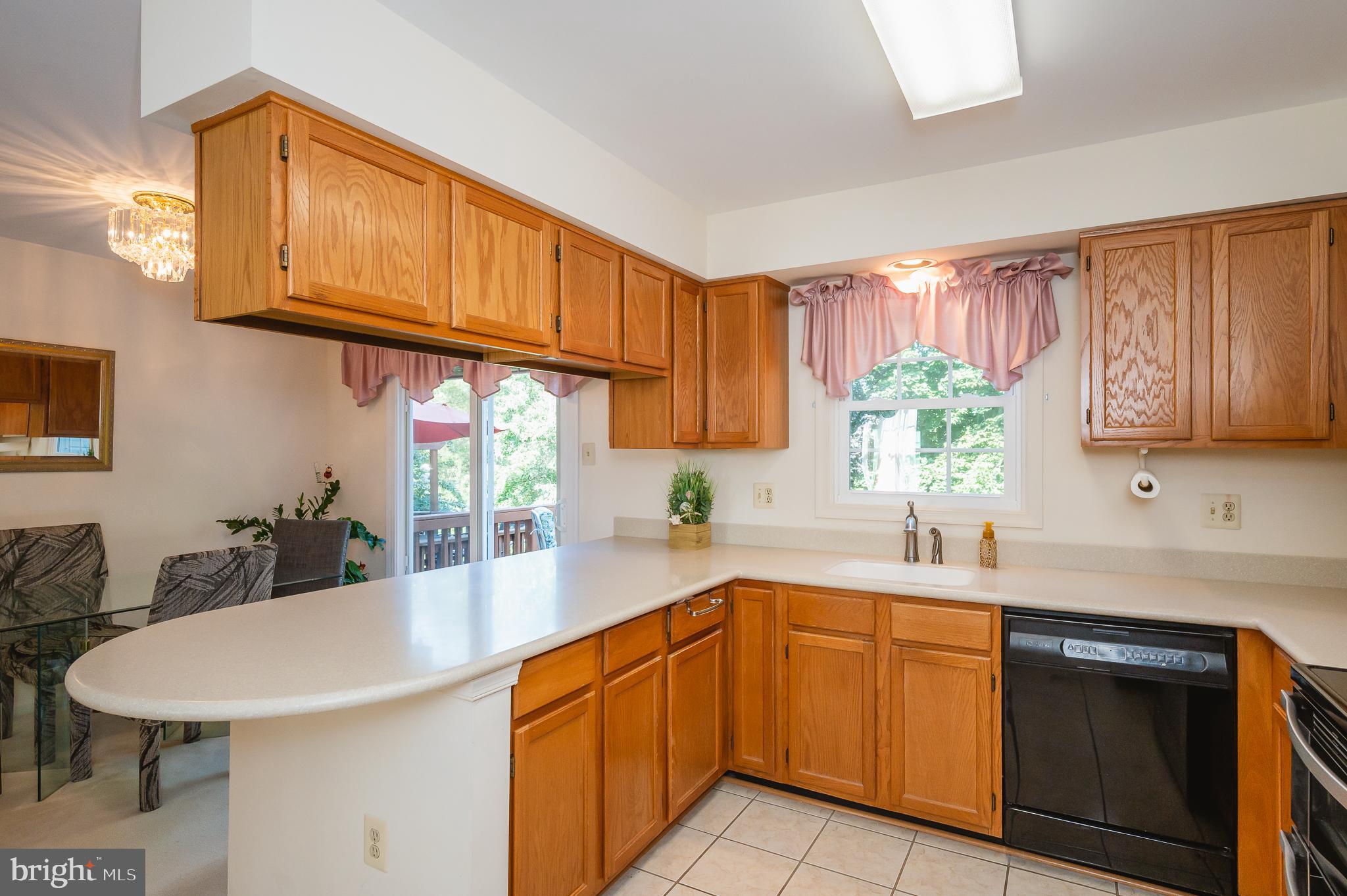 WHITE OAK - Residential