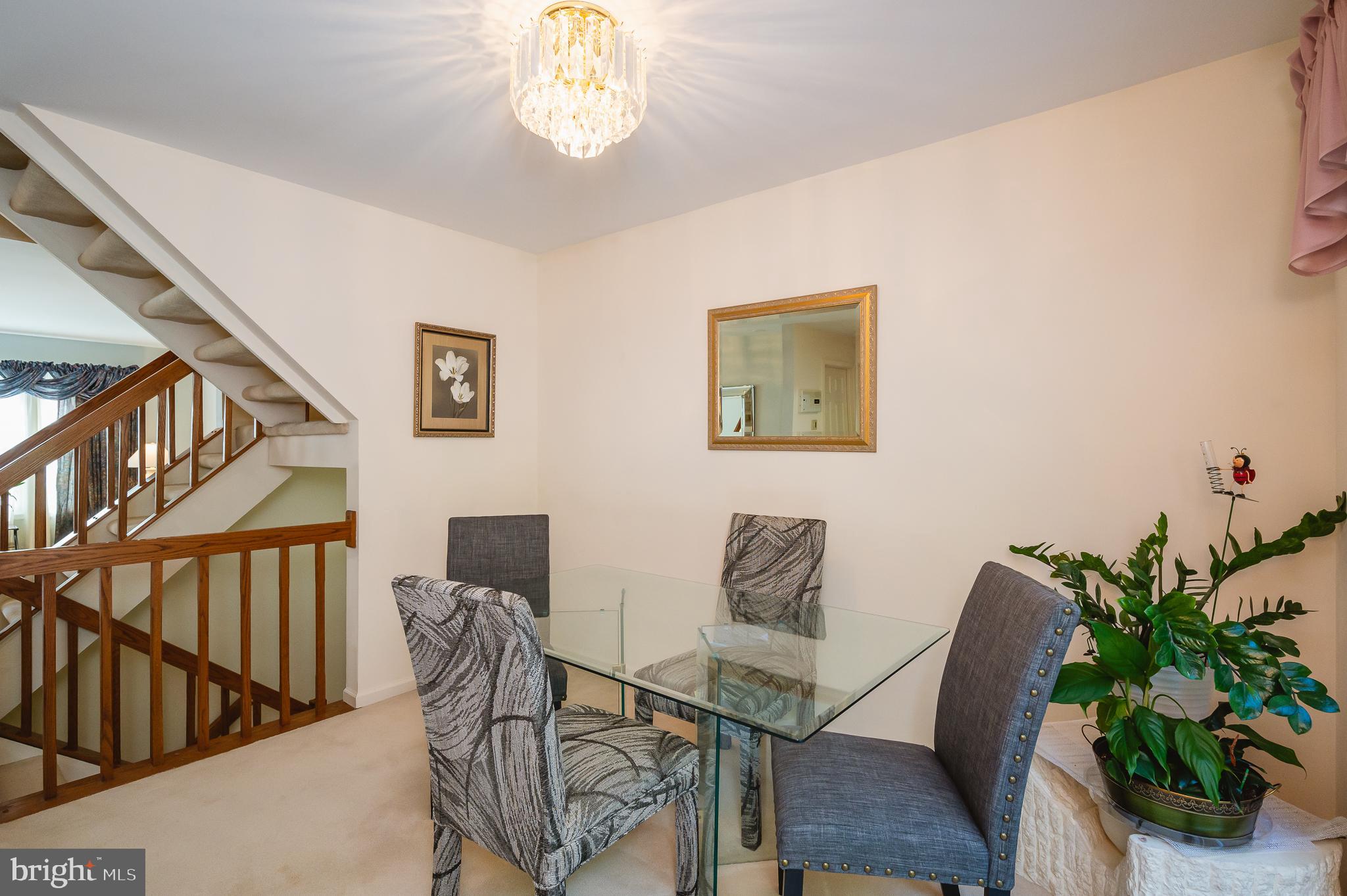 WHITE OAK - Residential