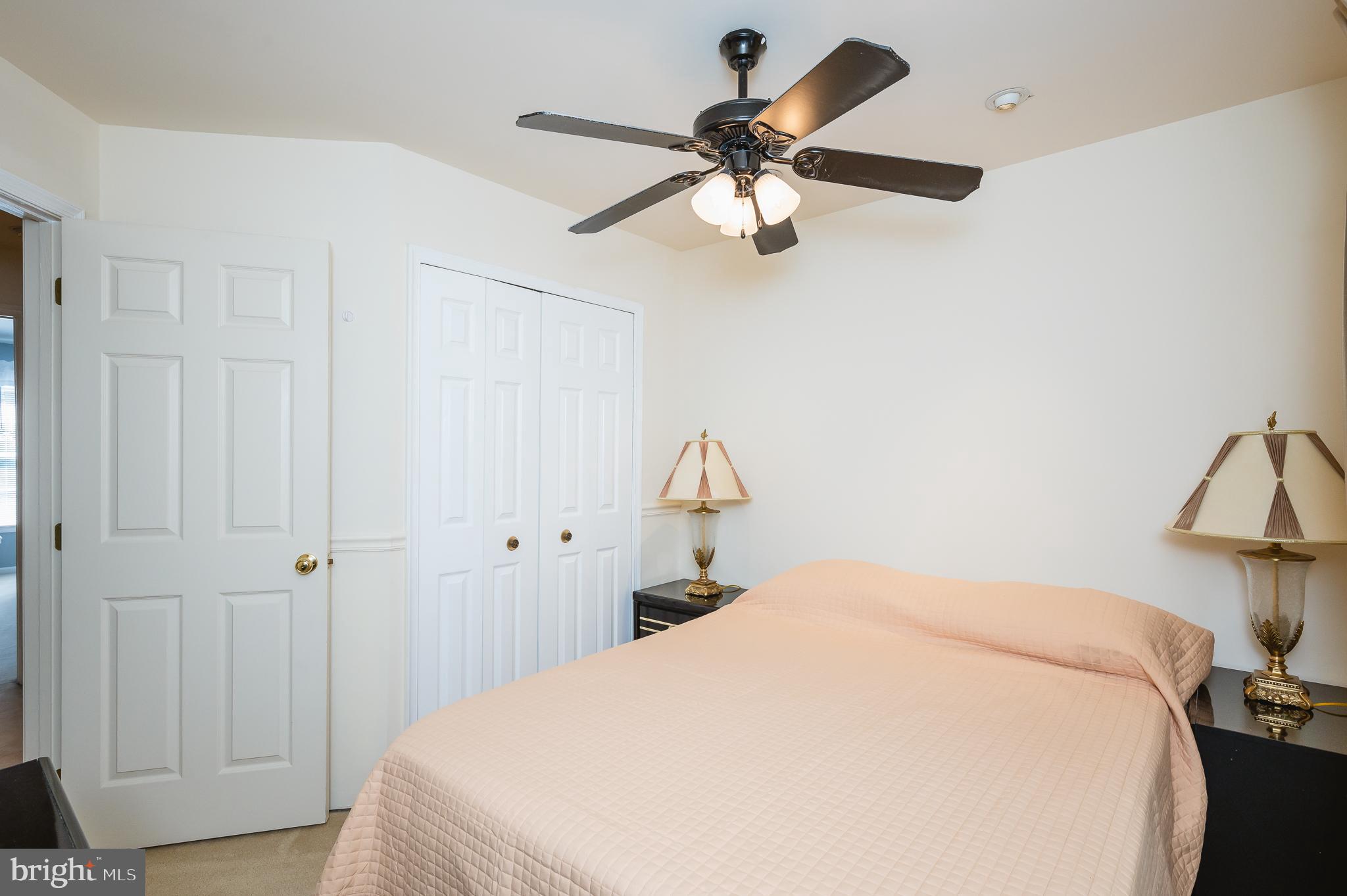 WHITE OAK - Residential