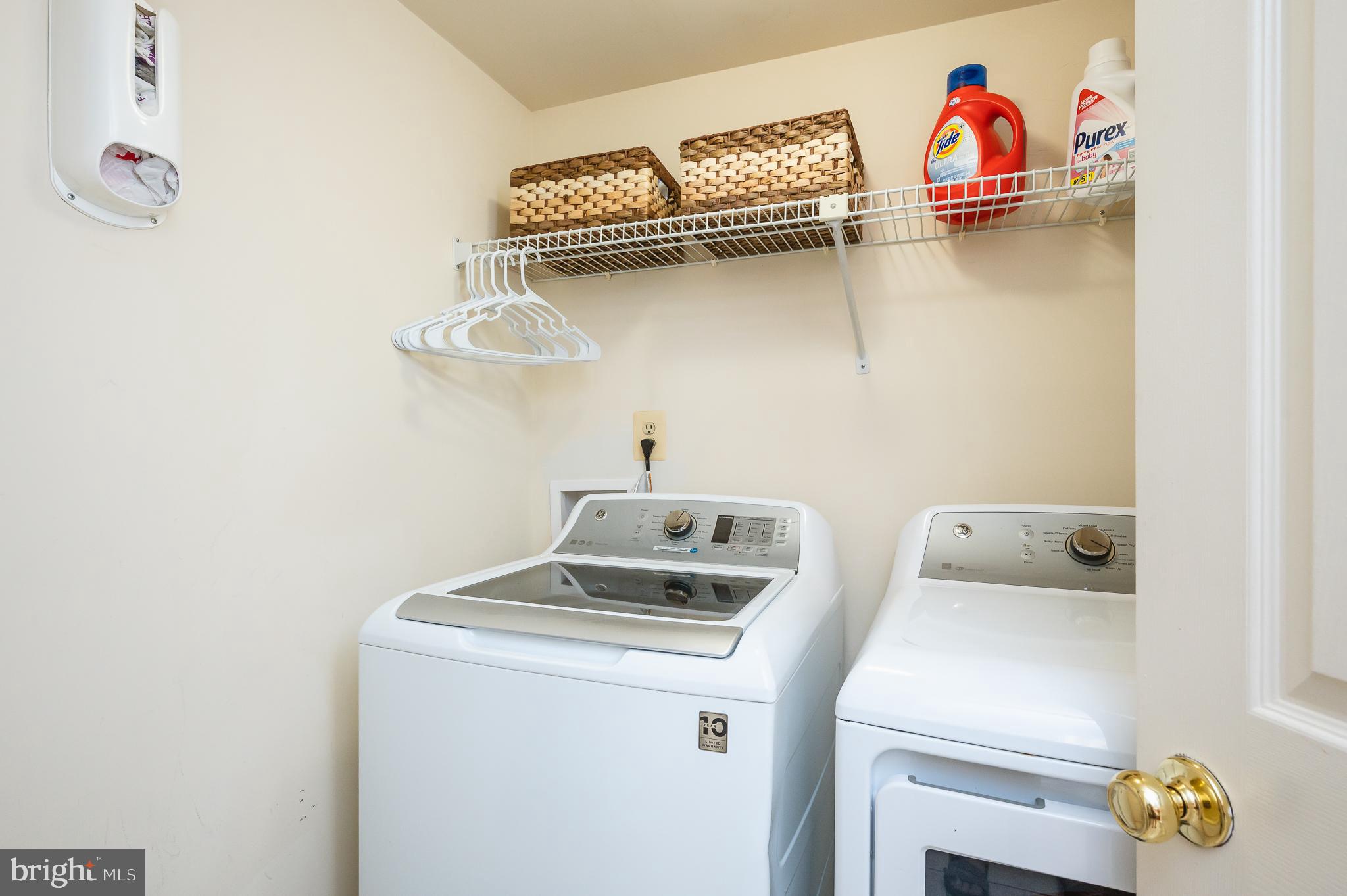 WHITE OAK - Residential