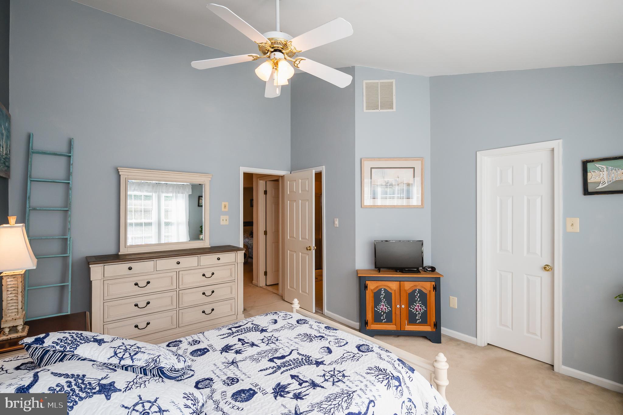 WHITE OAK - Residential