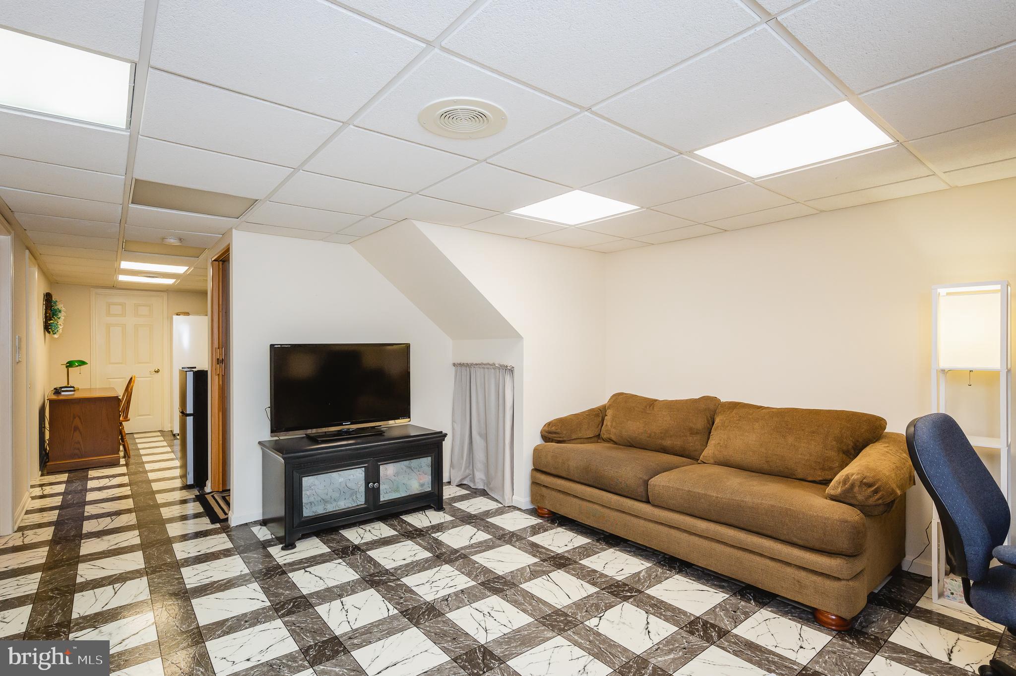 WHITE OAK - Residential