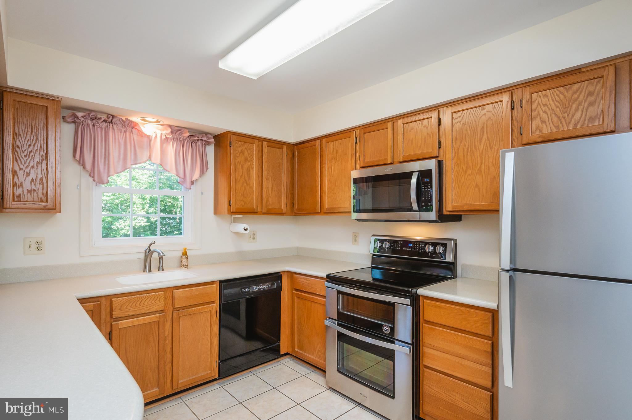 WHITE OAK - Residential