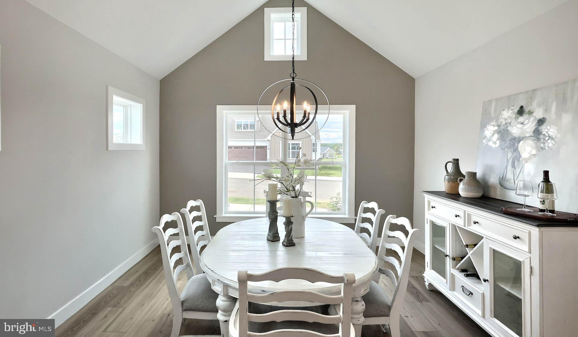 WINDING CREEK - Residential