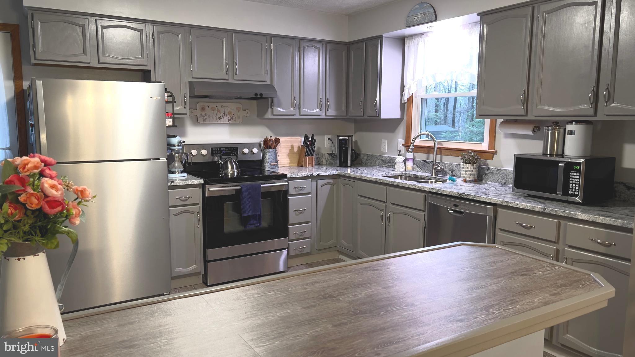 BOTANY WOODS - Residential