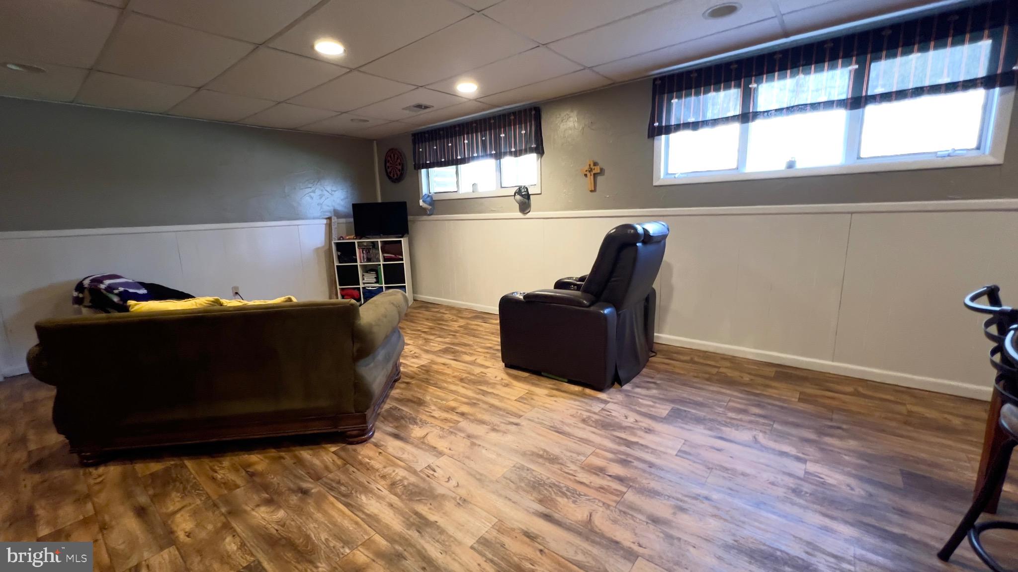 BOTANY WOODS - Residential