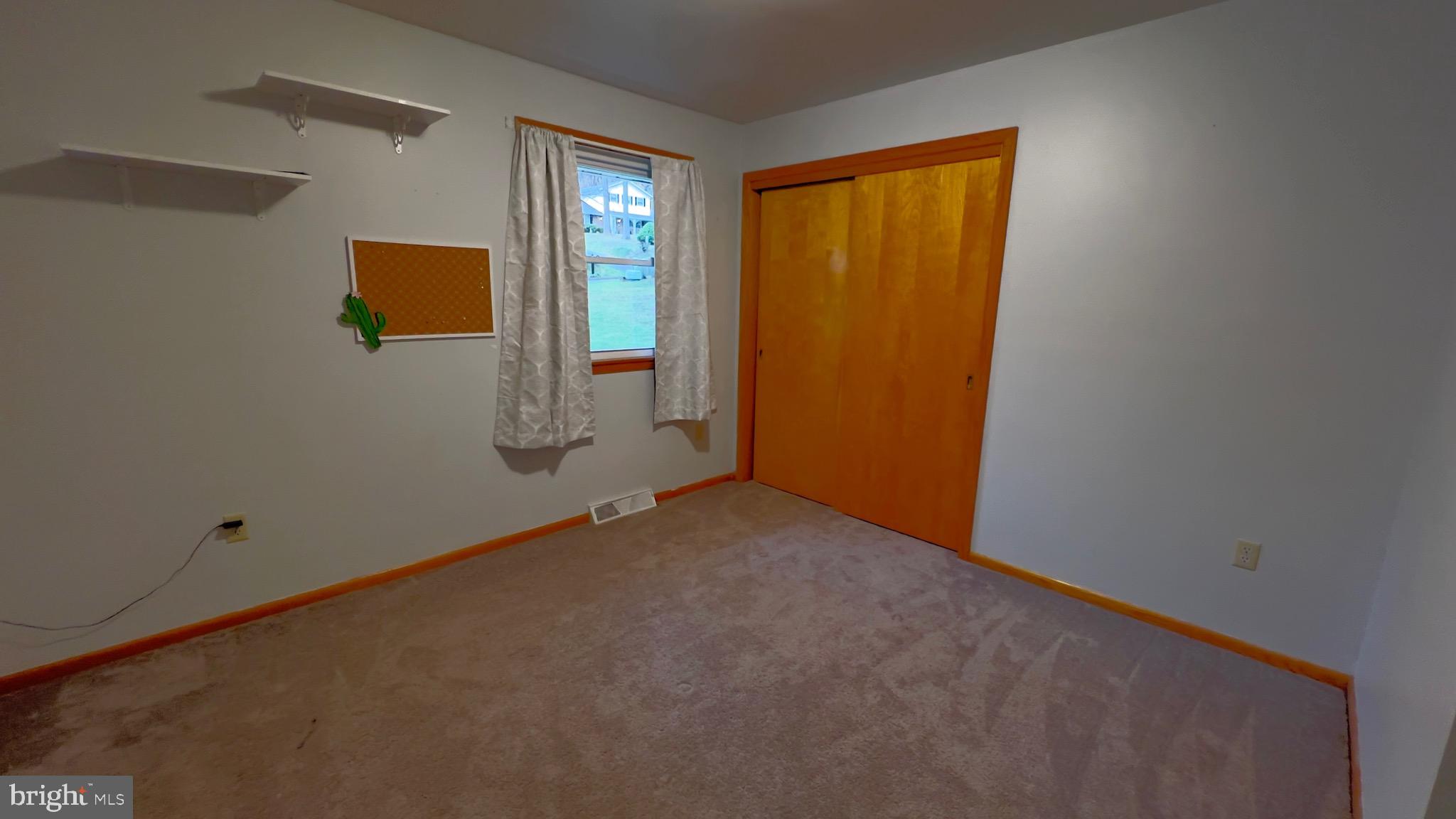 BOTANY WOODS - Residential