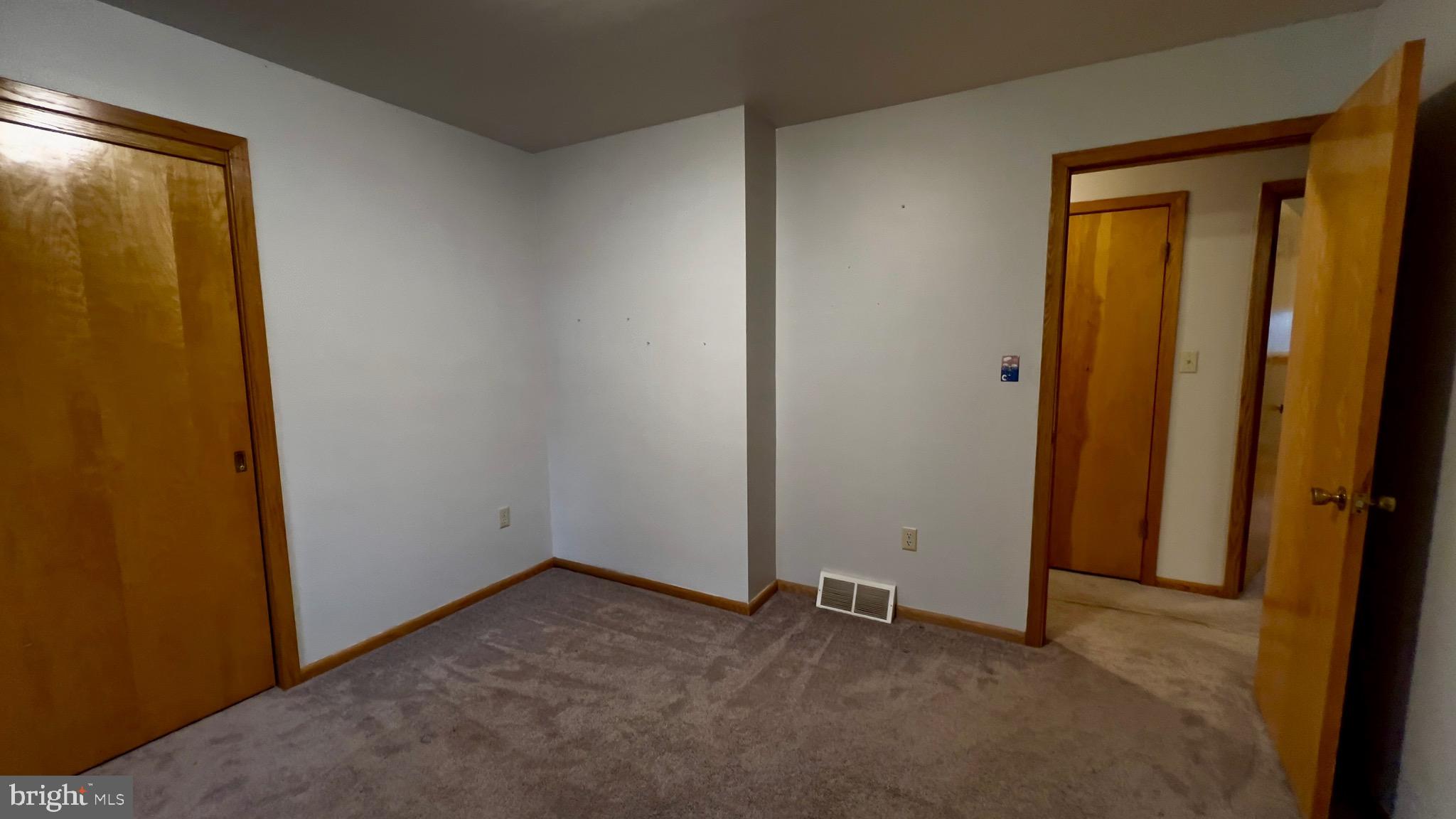 BOTANY WOODS - Residential