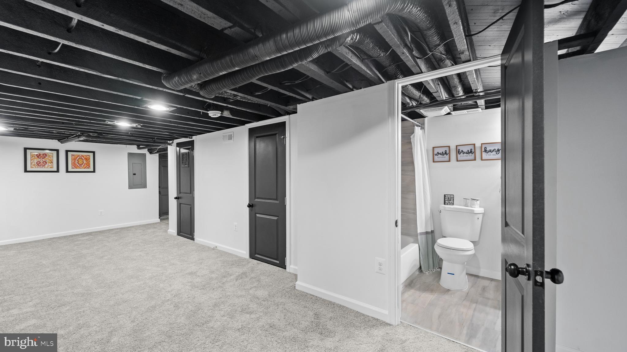 EAST BALTIMORE MIDWAY - Residential