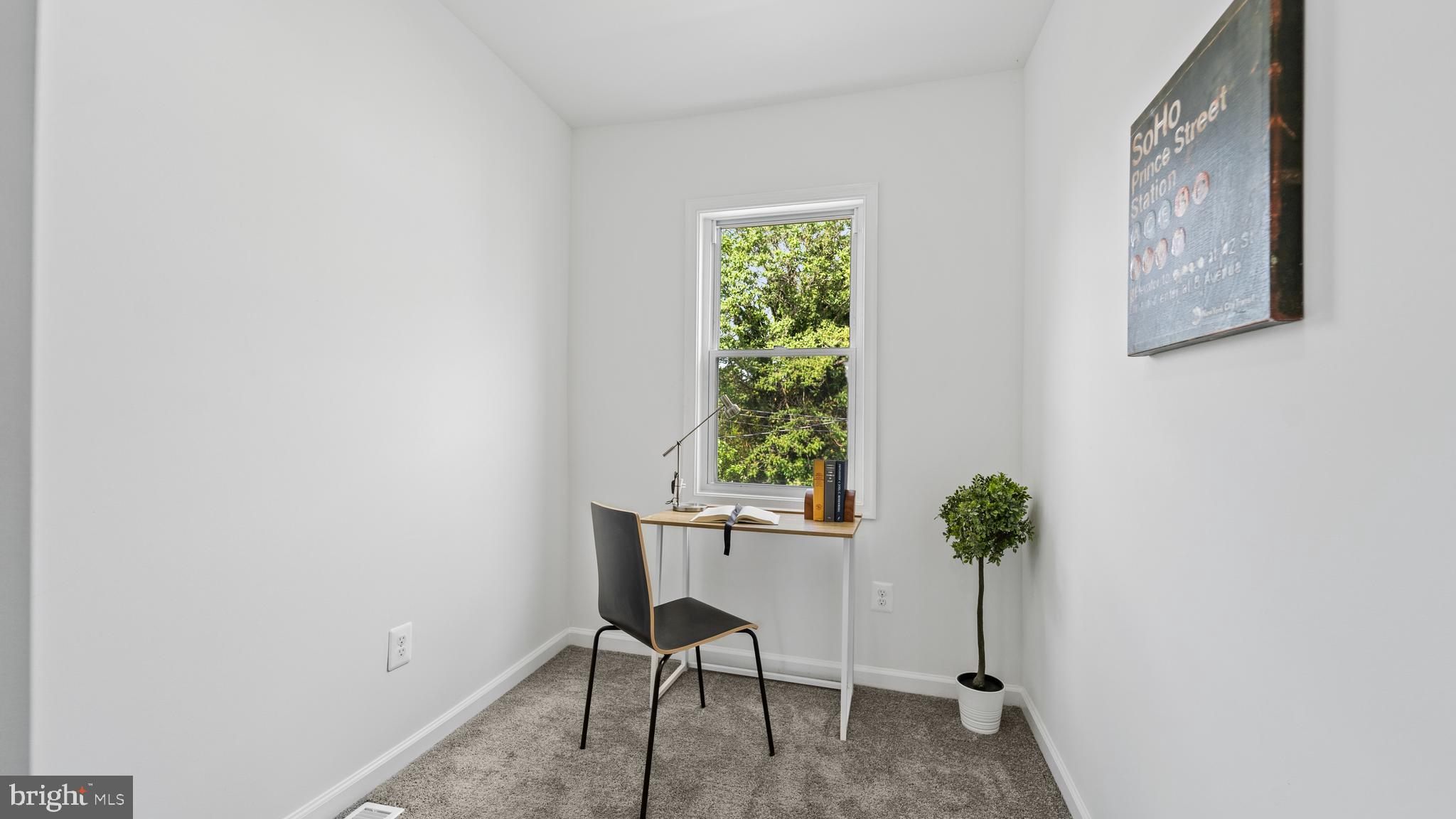 EAST BALTIMORE MIDWAY - Residential