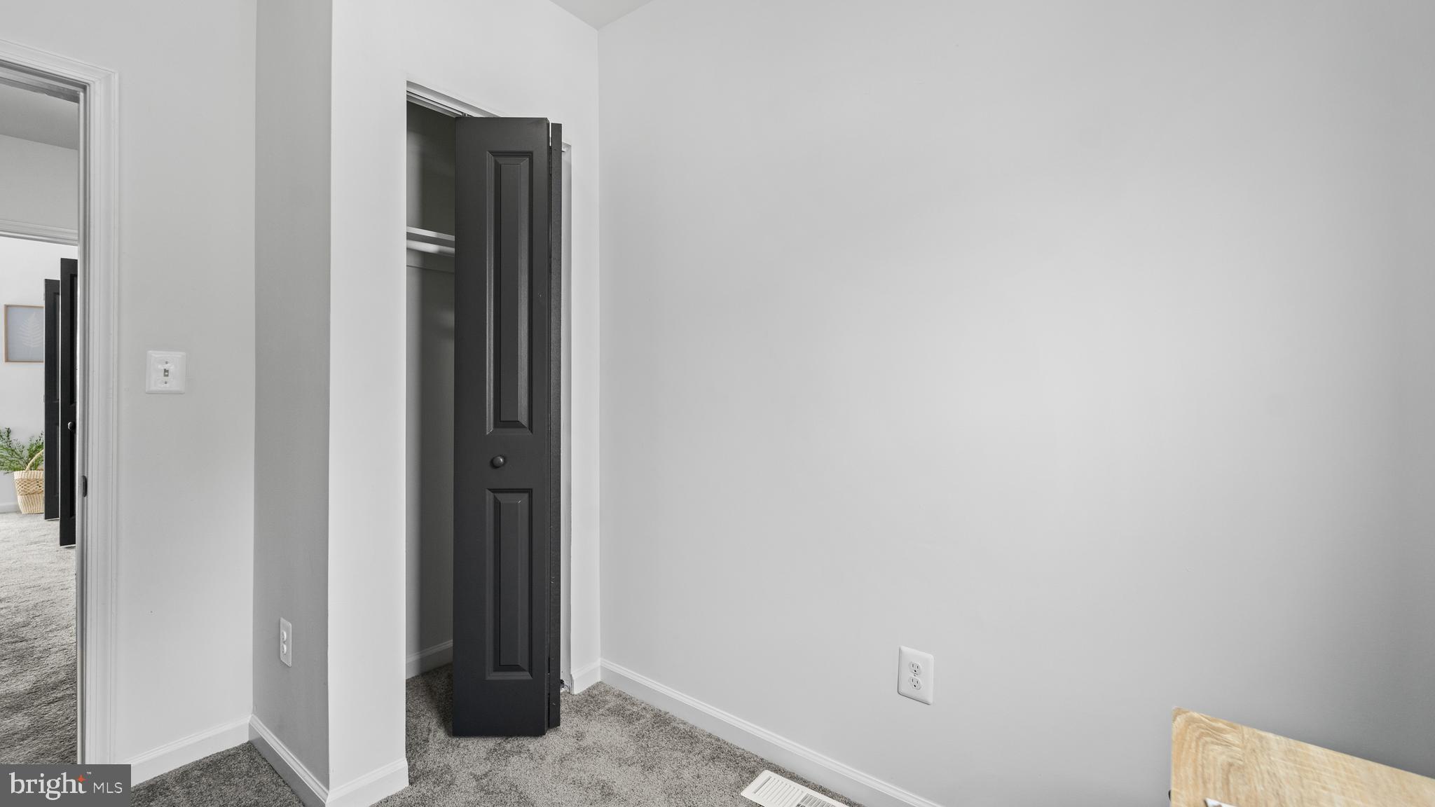 EAST BALTIMORE MIDWAY - Residential