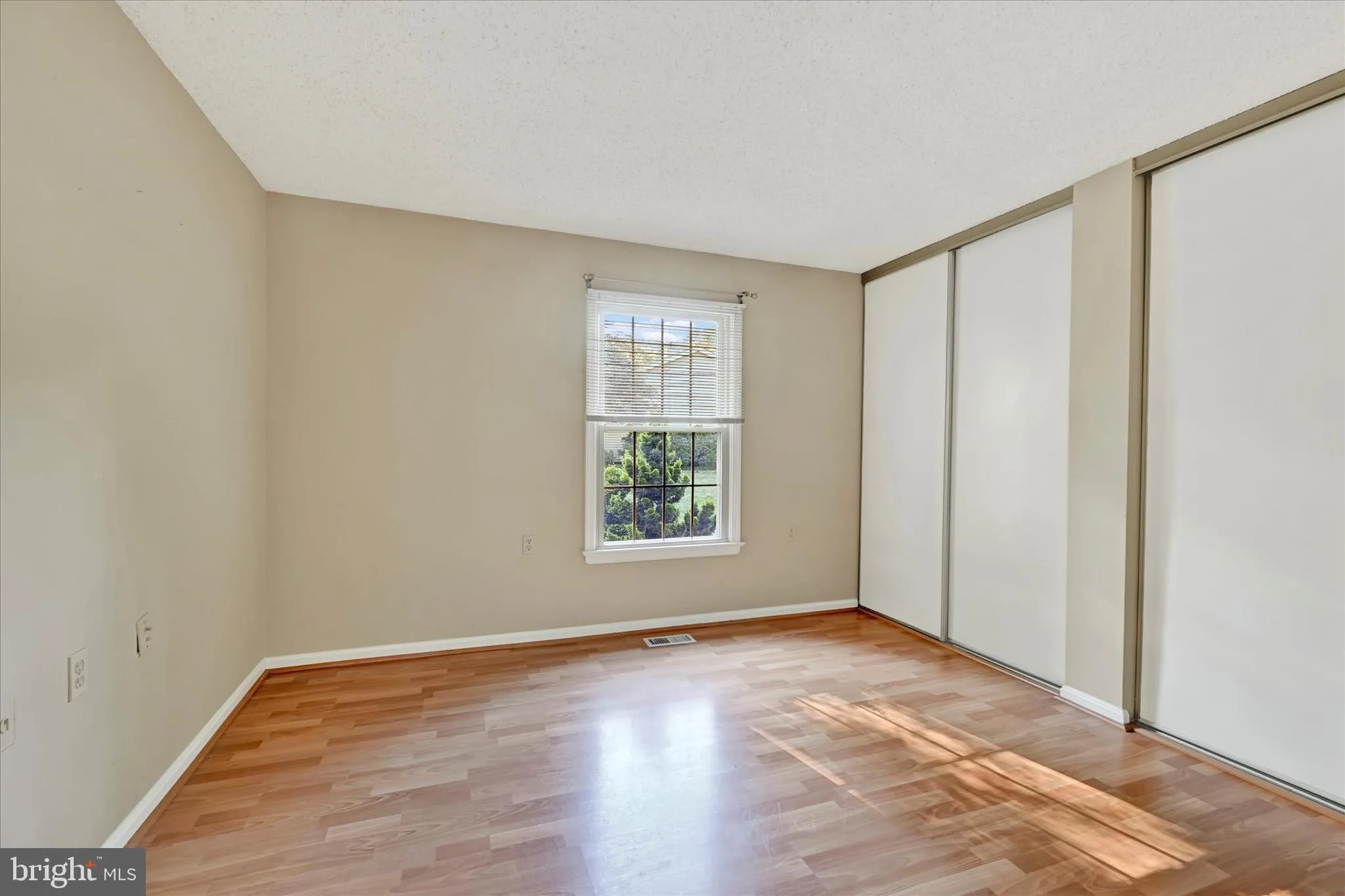 Annapolis, Maryland 21401, United States, 2 Bedrooms Bedrooms, ,3 BathroomsBathrooms,Residential,Active,204659