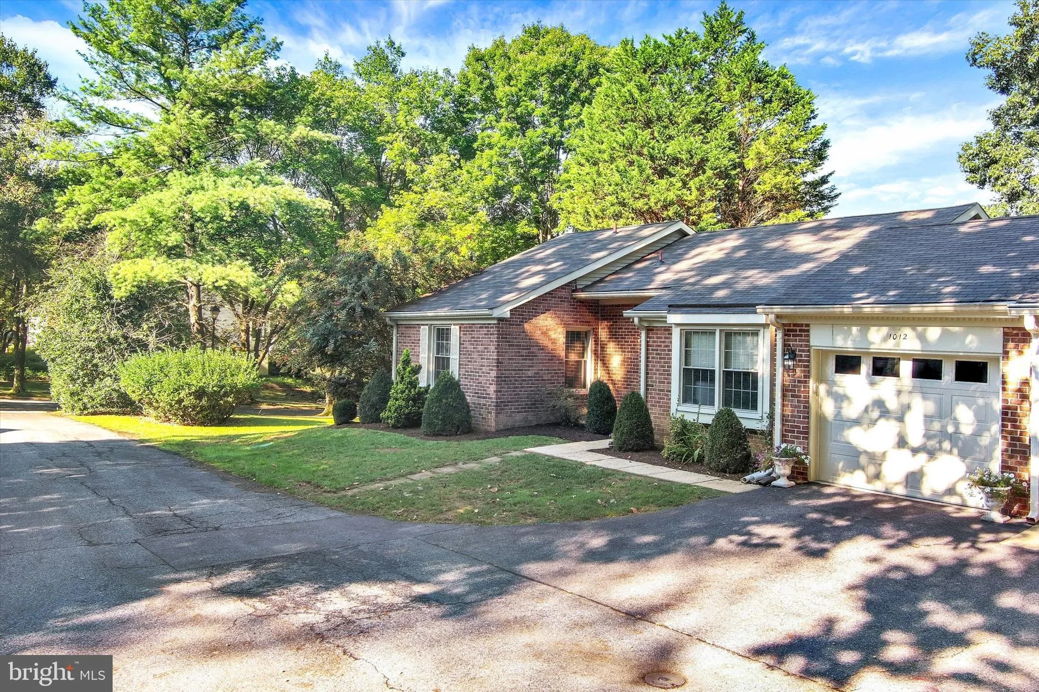 Annapolis, Maryland 21401, United States, 2 Bedrooms Bedrooms, ,3 BathroomsBathrooms,Residential,Active,204659