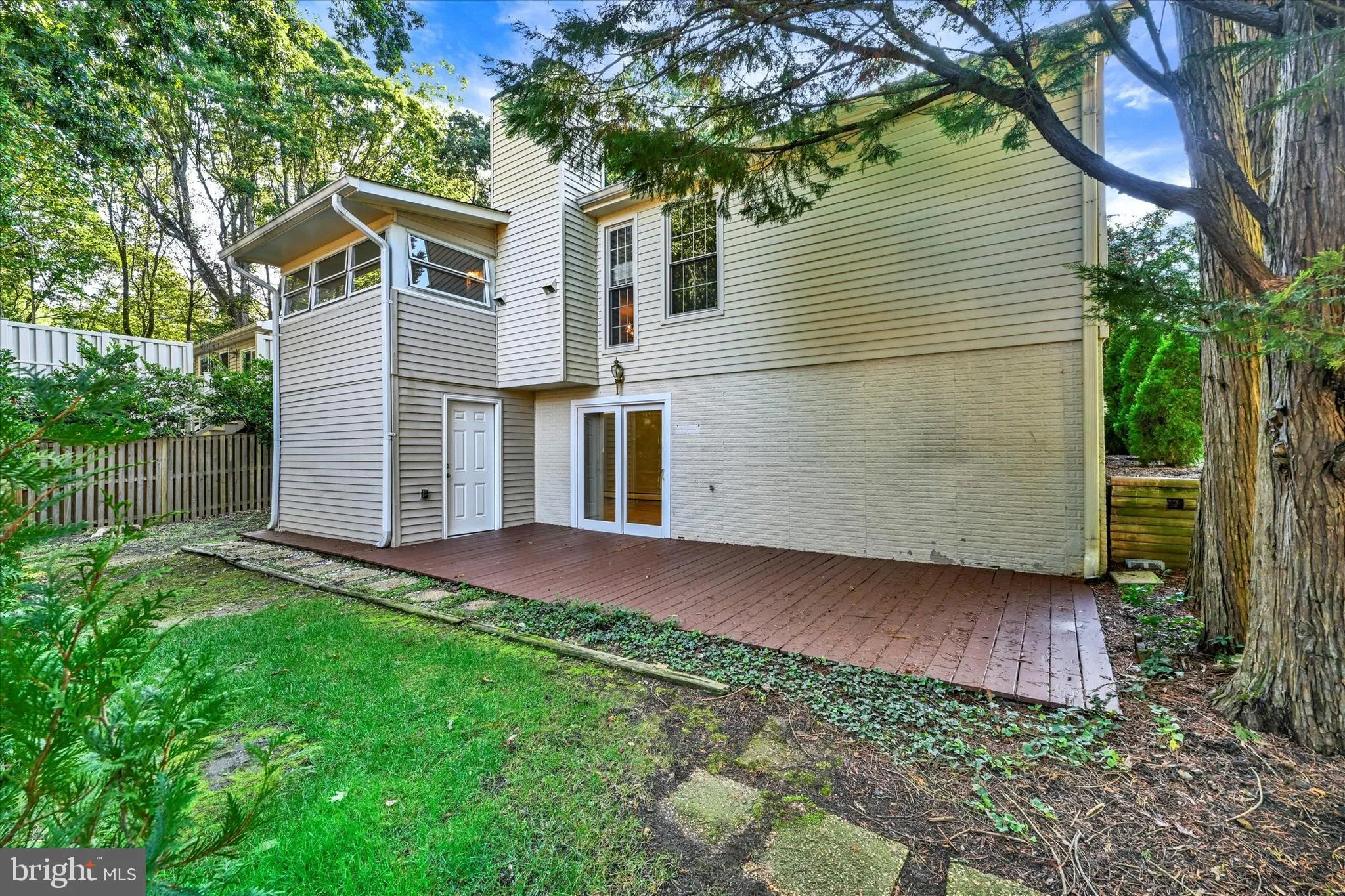 Annapolis, Maryland 21401, United States, 2 Bedrooms Bedrooms, ,3 BathroomsBathrooms,Residential,Active,204659