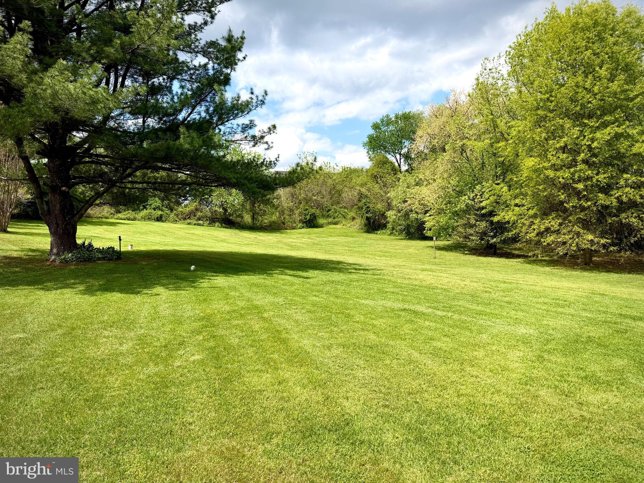 2220 CONOWINGO ROAD