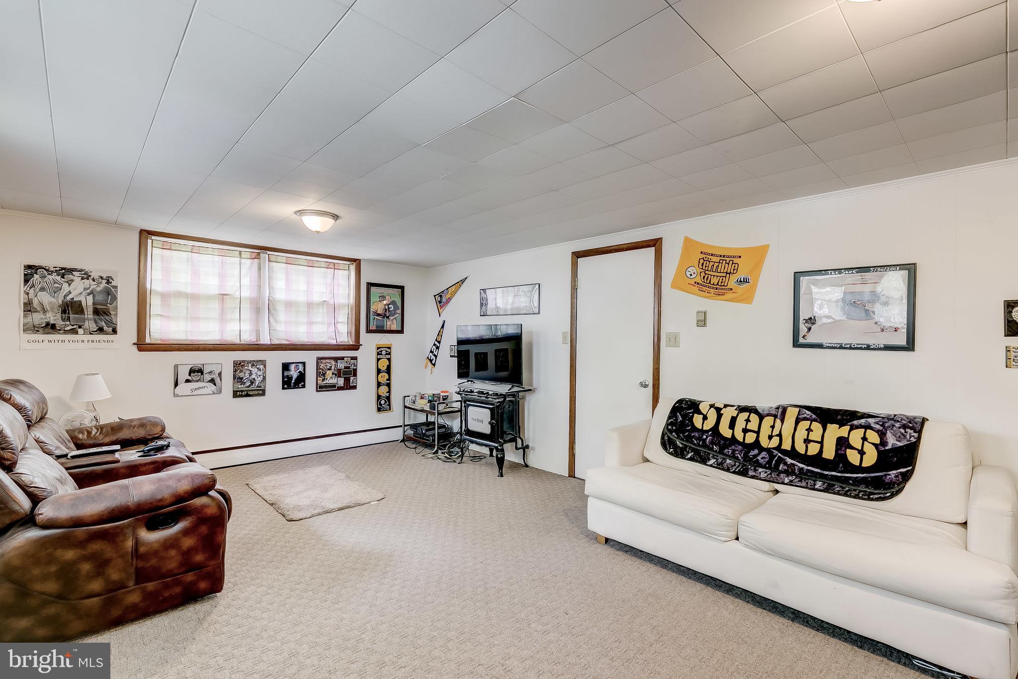 LONG MEADOWS - Residential