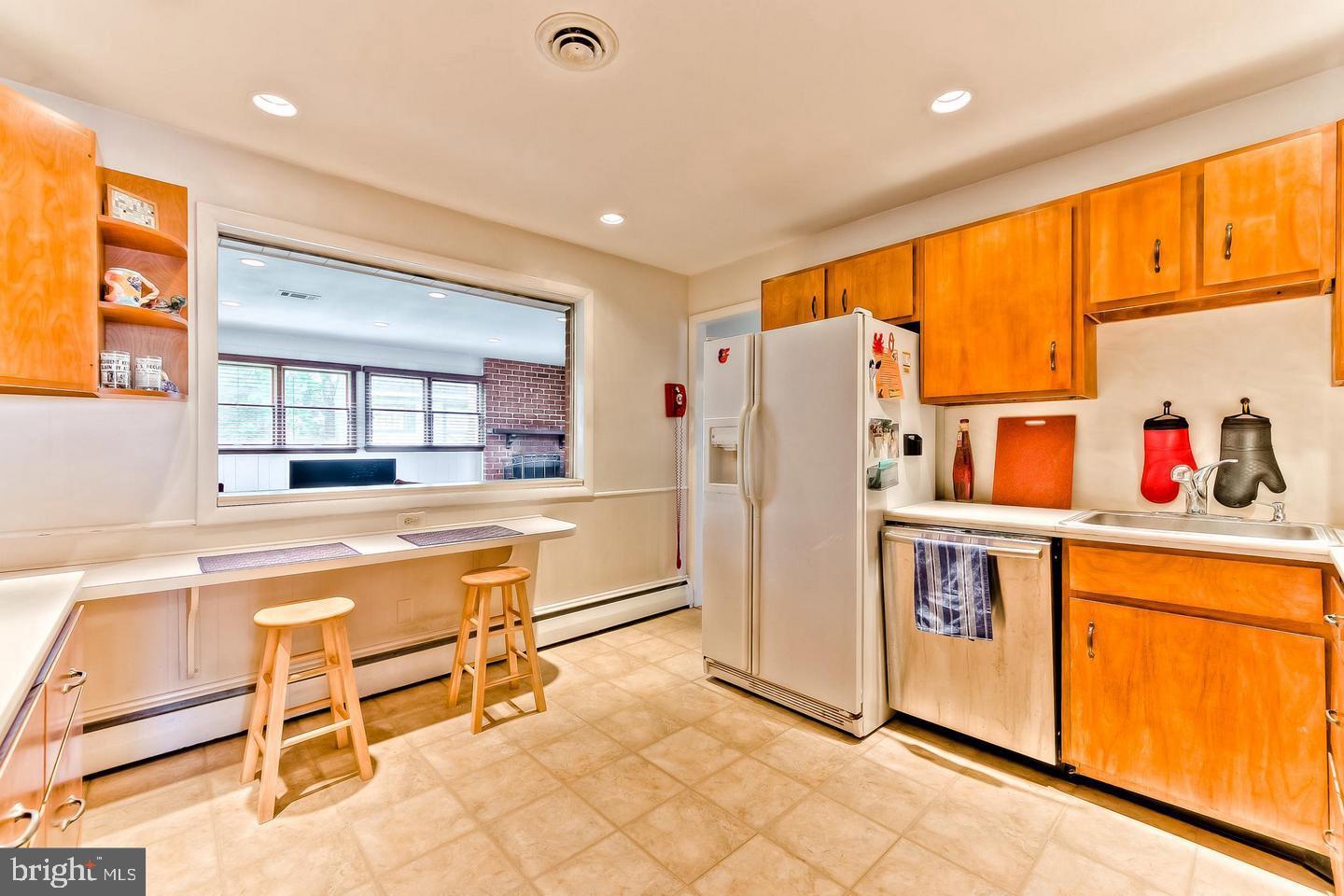 LONG MEADOWS - Residential