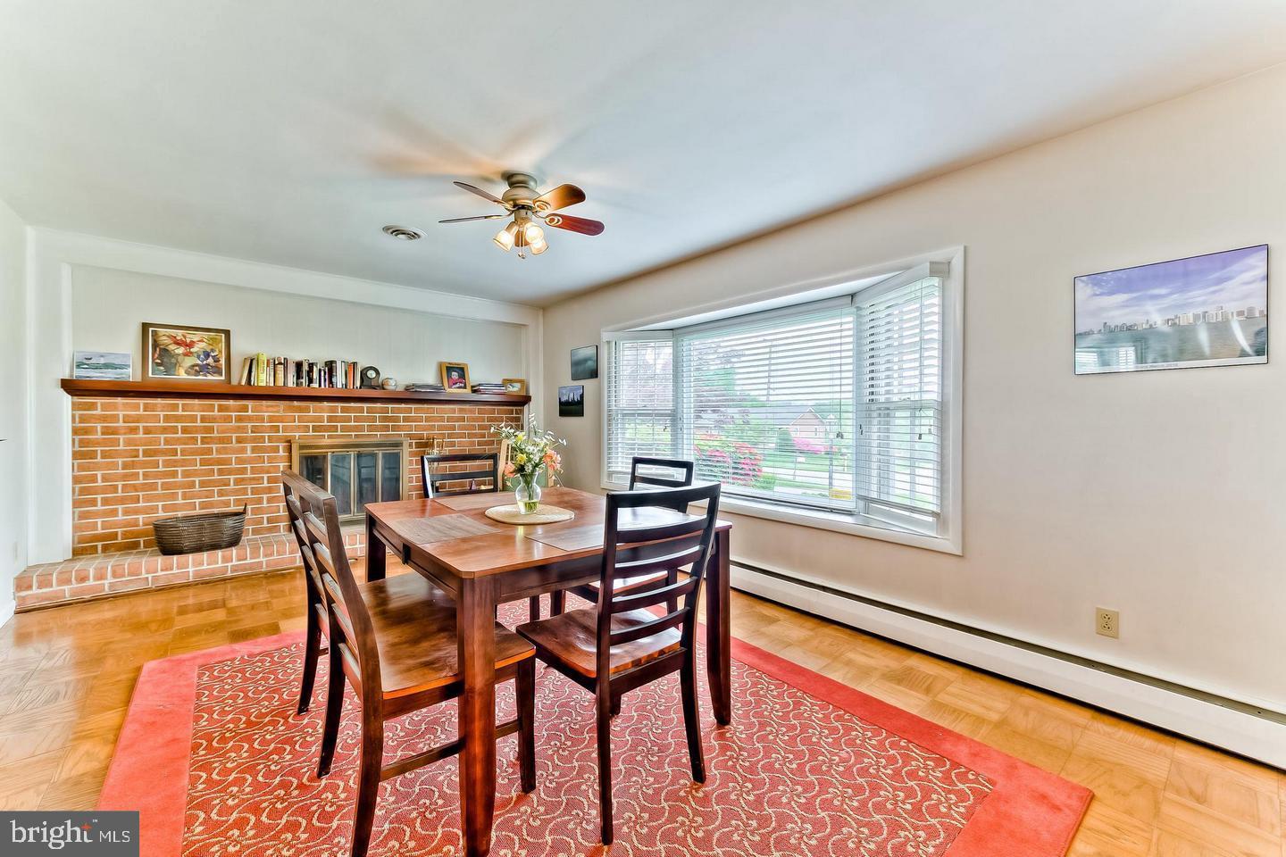 LONG MEADOWS - Residential