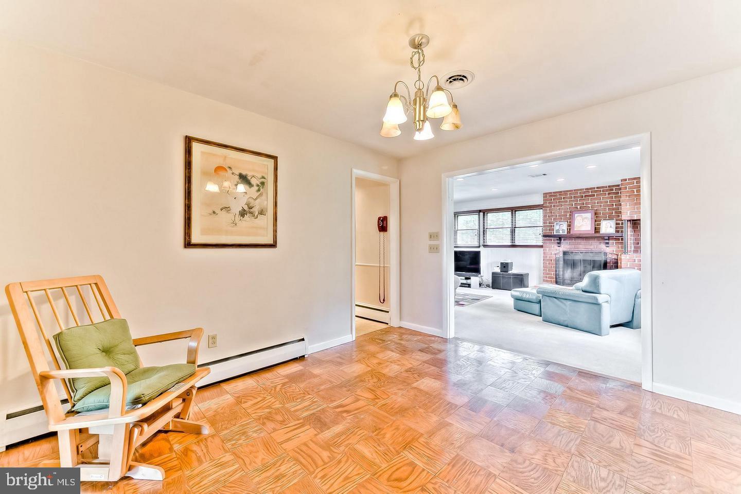 LONG MEADOWS - Residential